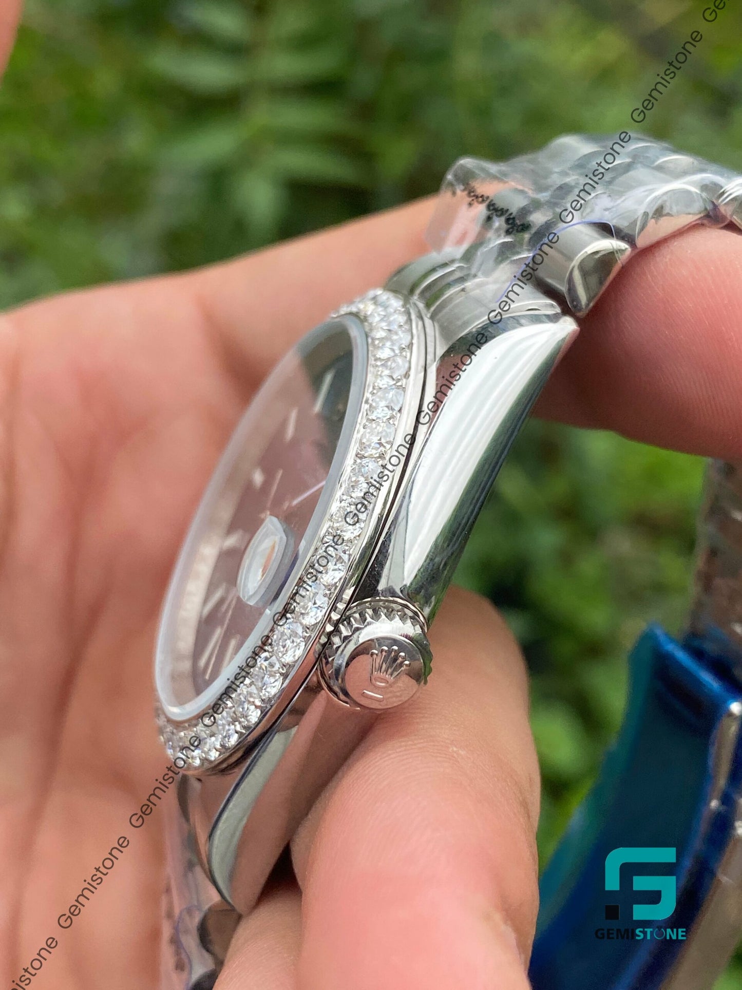 VVS Moissanite Bezel Diamond Intense Blue Dial Date Just Watch