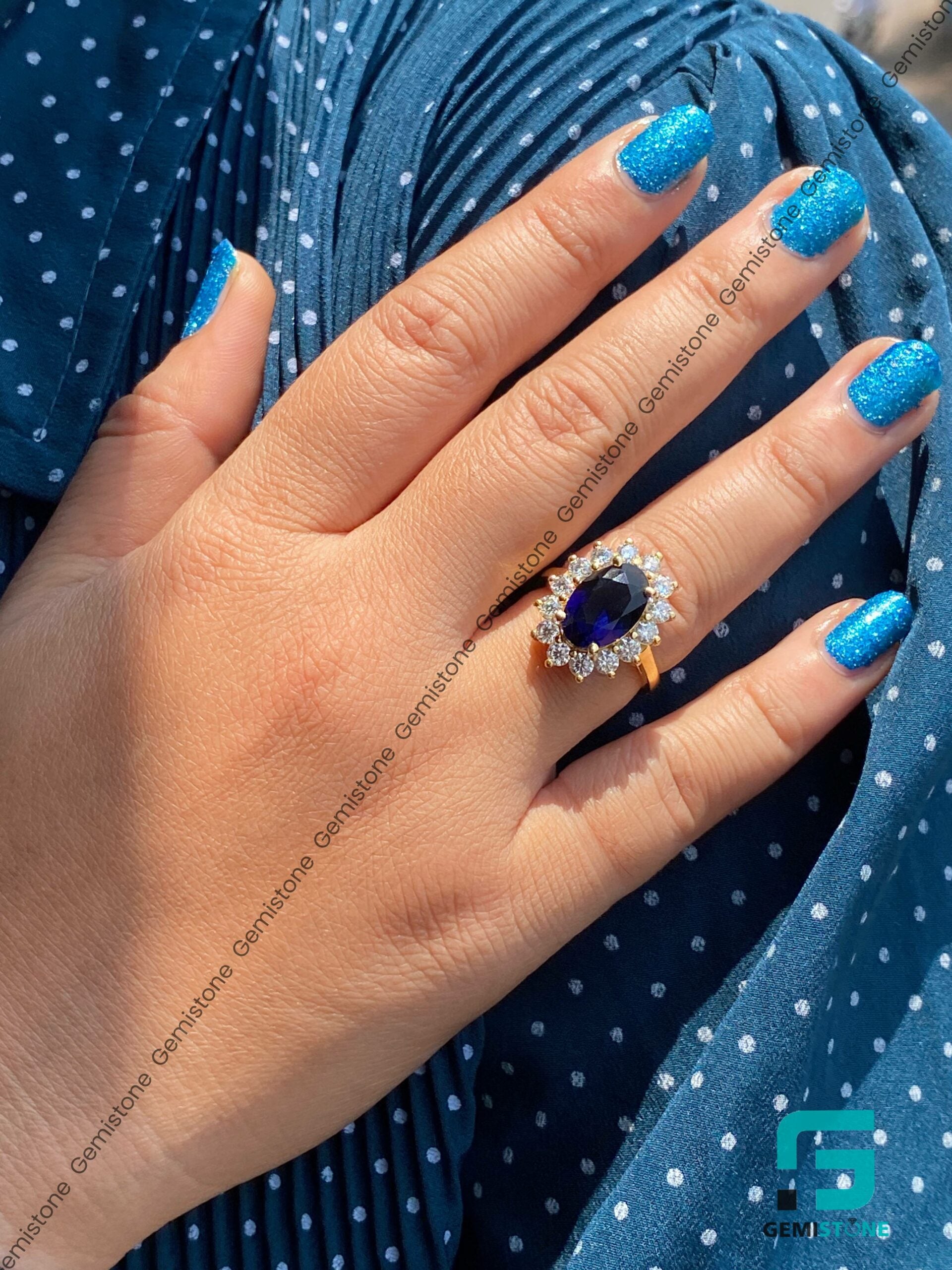 Blue-Sapphire-Halo-Engagement-Ring