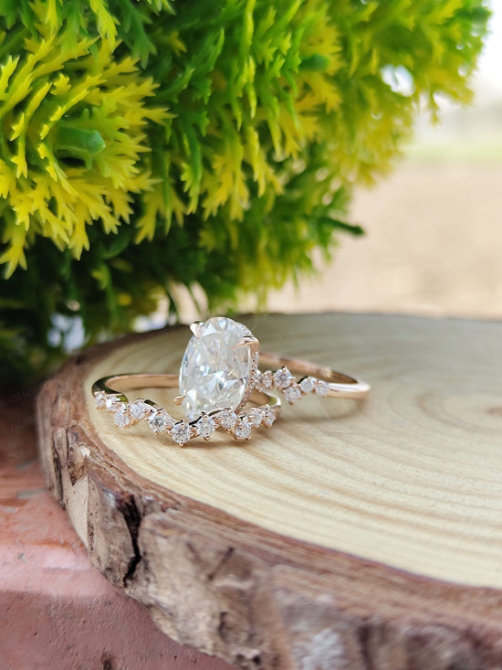 4.5 CT Oval Cut Moissanite Wedding Bridal Ring Set For Her