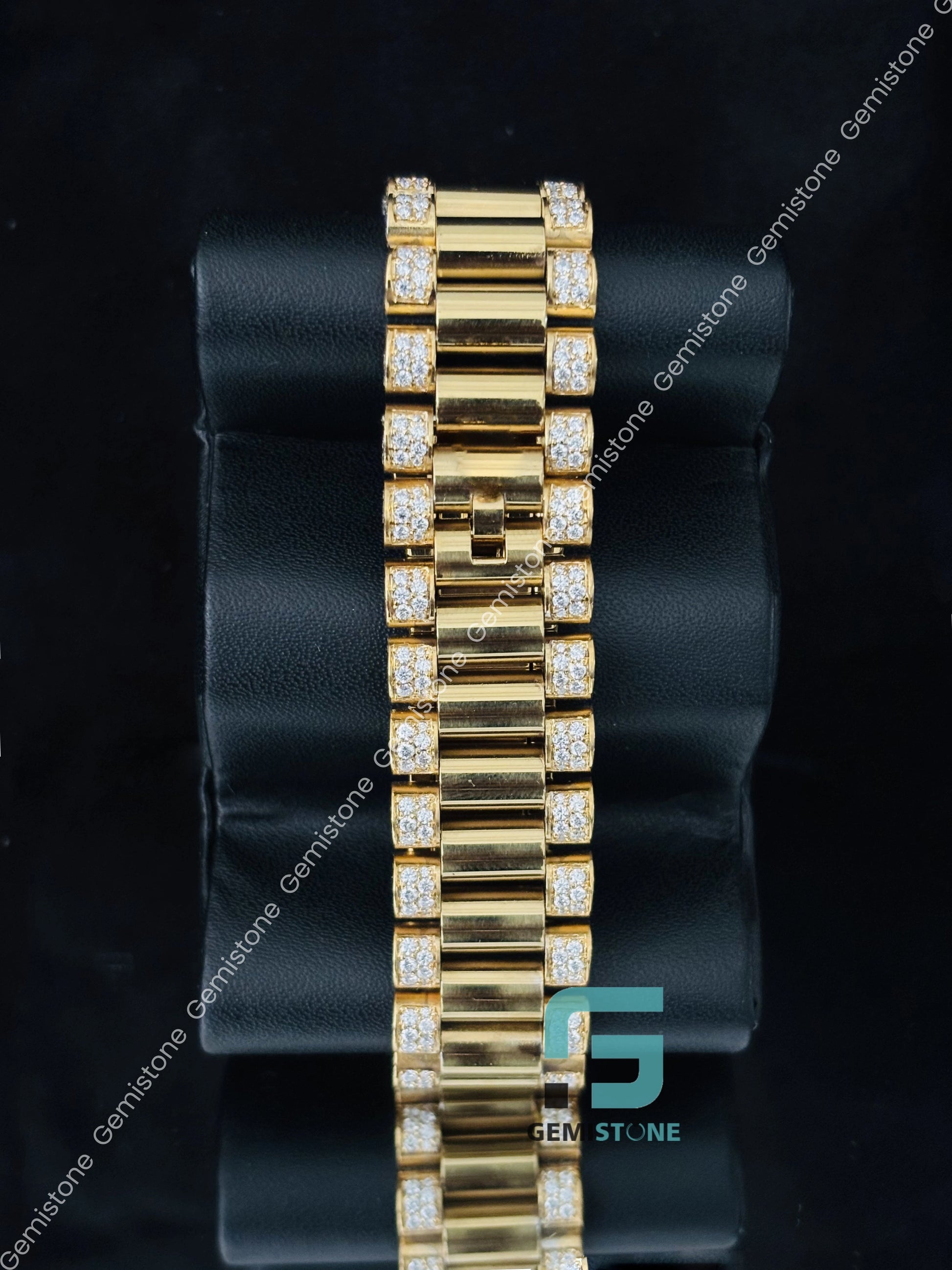 Bust Down Day Date Iced Out VVS Moissanite Watch