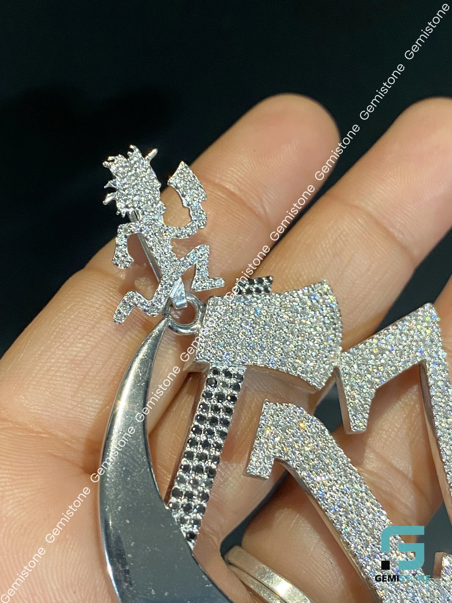 C17 Moissanite Pendant