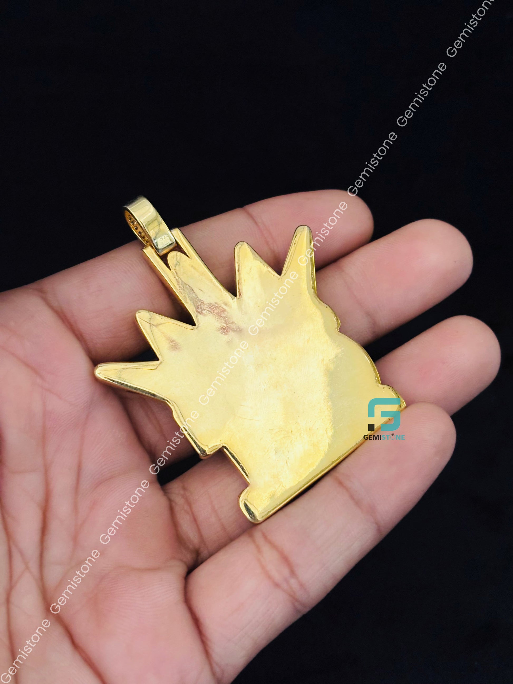 CNT Crown Diamond Dust Moissanite Pendant