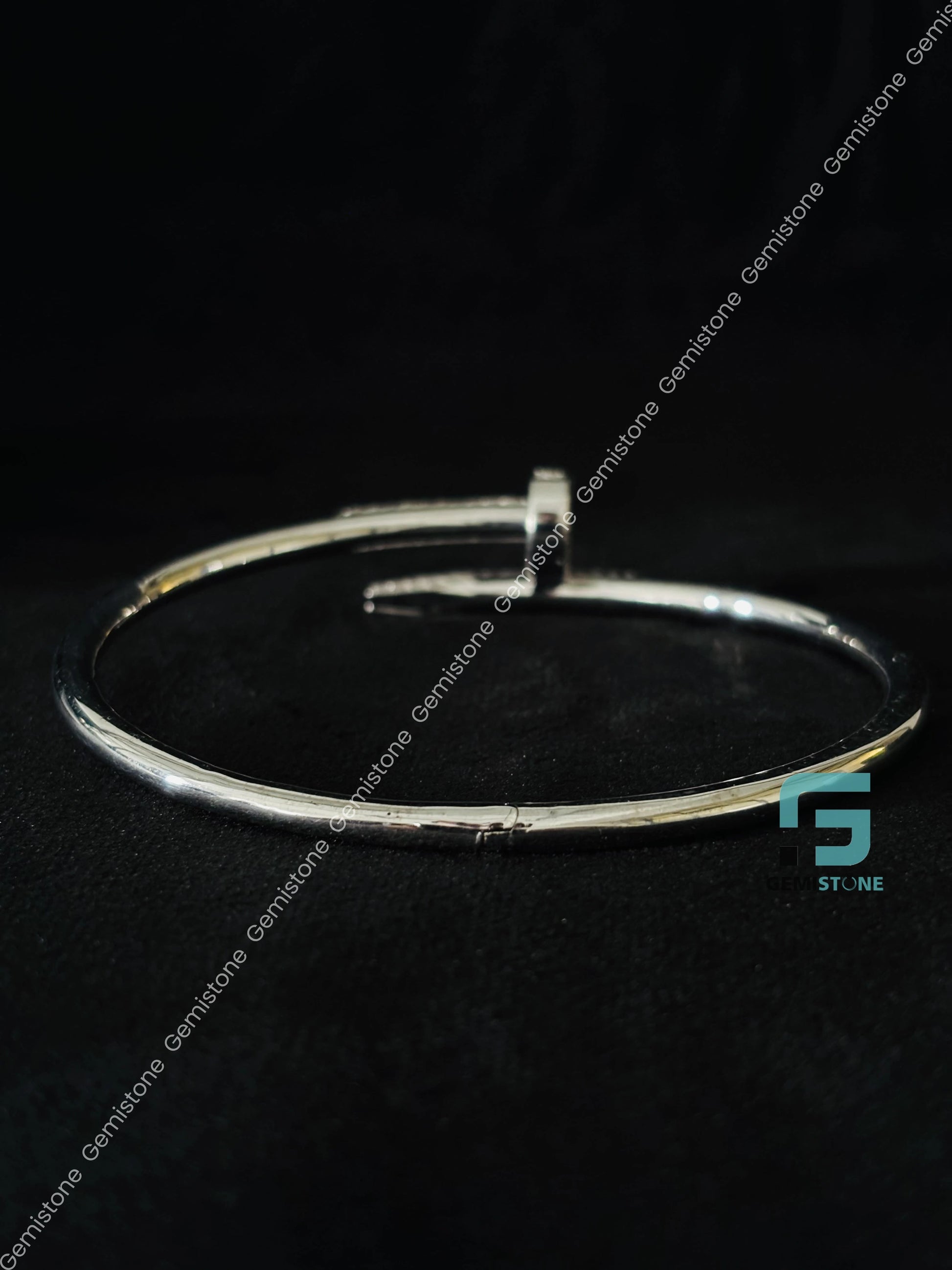 Catier Moissanite Cuff Bracelet