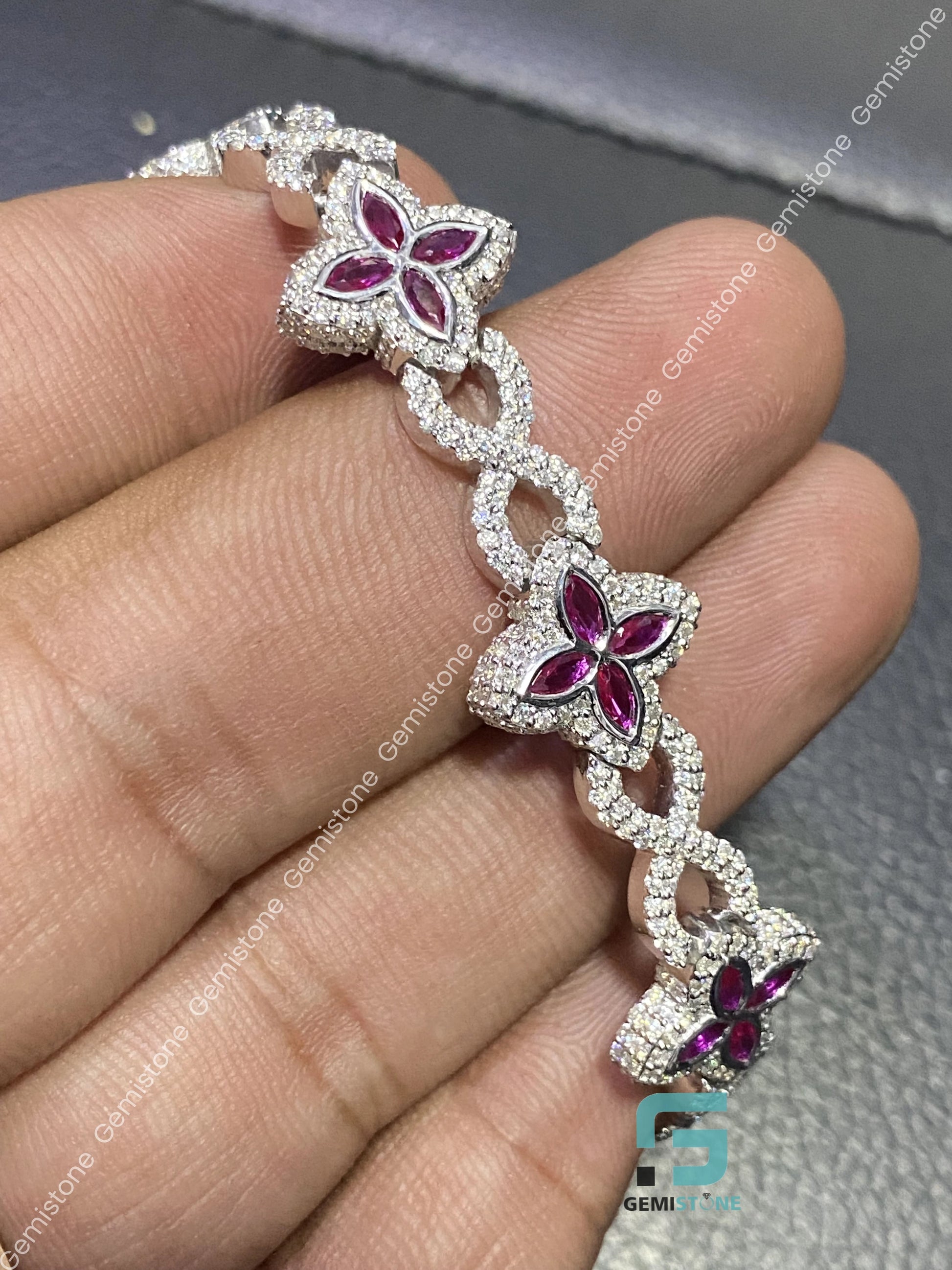 Clover Moissanite Infinity hip Hop Bracelet