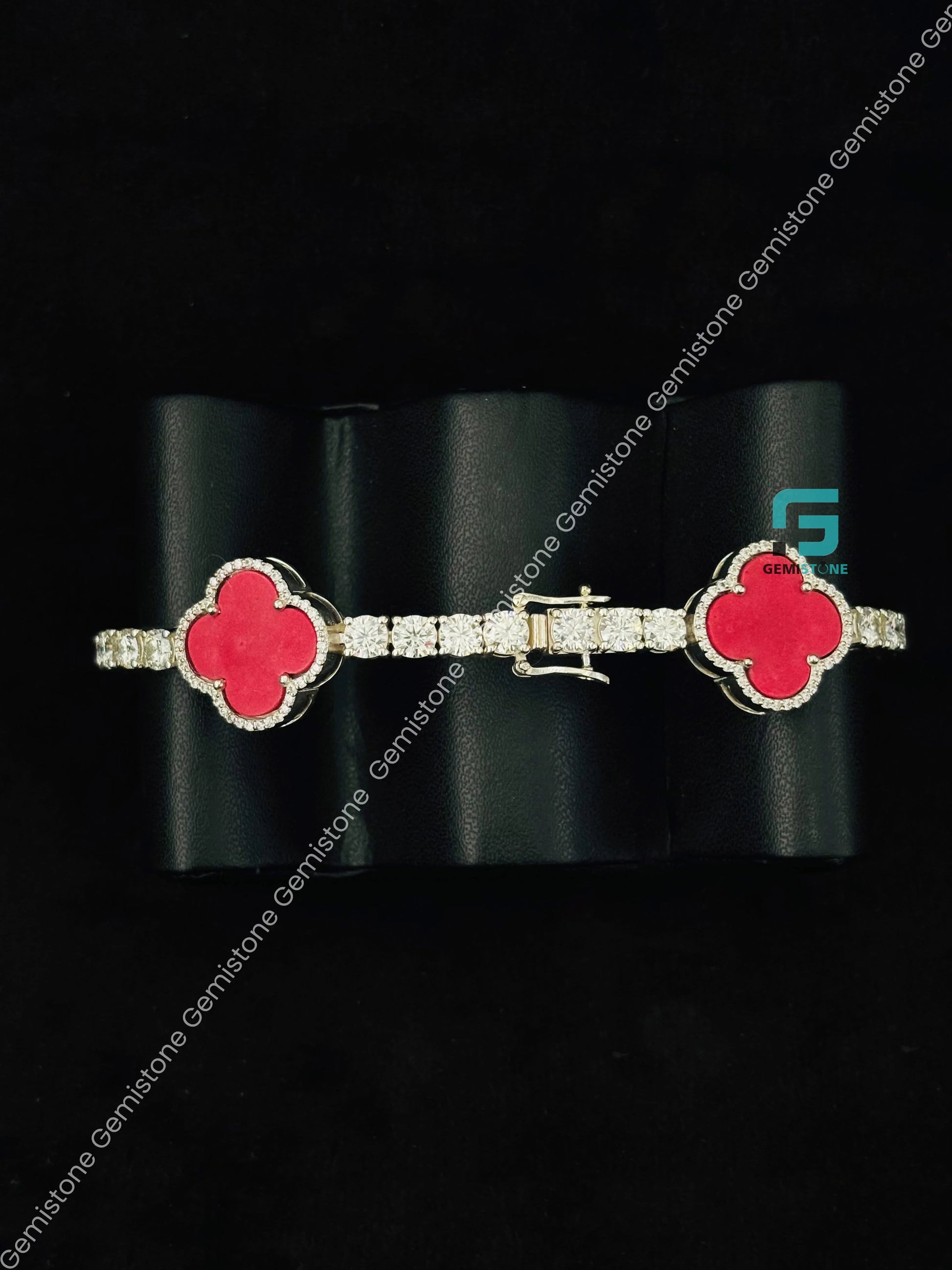 Clover Pink Bracelet