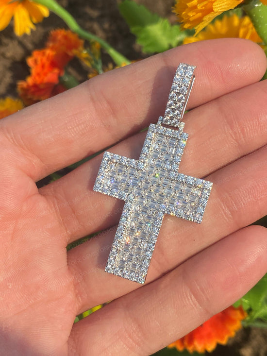 VVS Emerald Cut Moissanite Diamond Cross Pendant Men