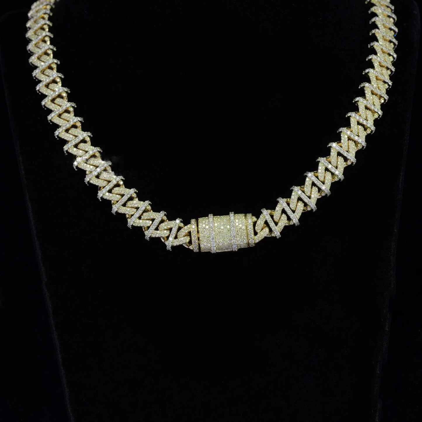 Cuban-Link-Chain-for-Men 2
