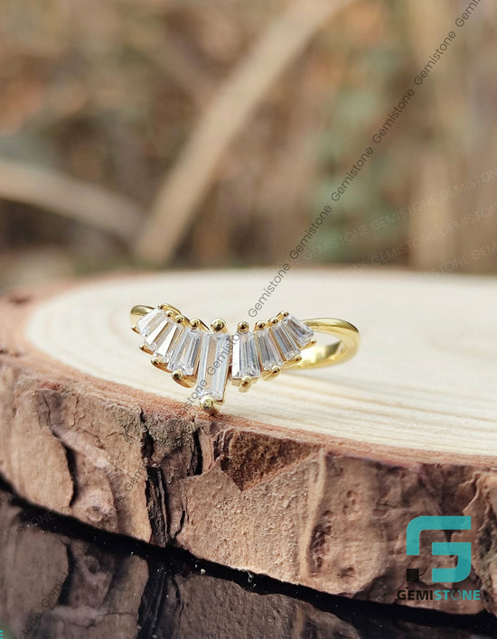 Curved Baguette Cut Moissanite Wedding Band