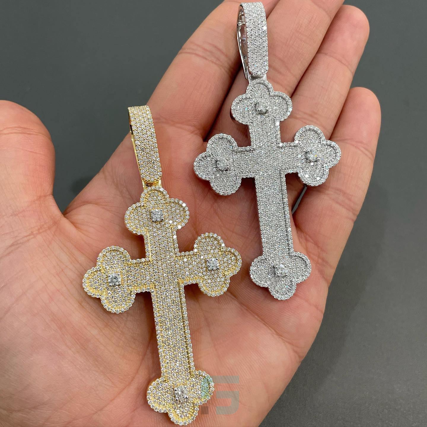 Large Hip Hop Moissanite Iced Out Cross Pendant