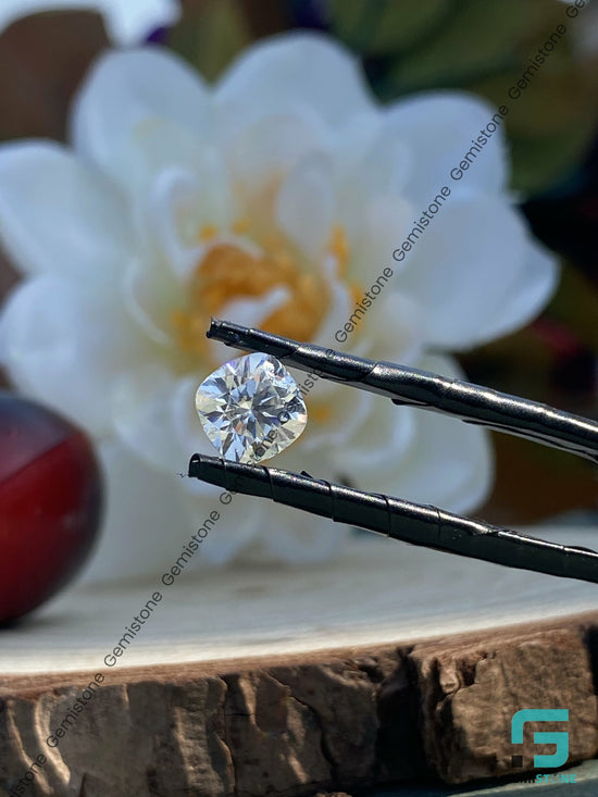 D Colorlees VVS 1.00CT to 5.00CT Loose Moissanite Cushion Cut Stone