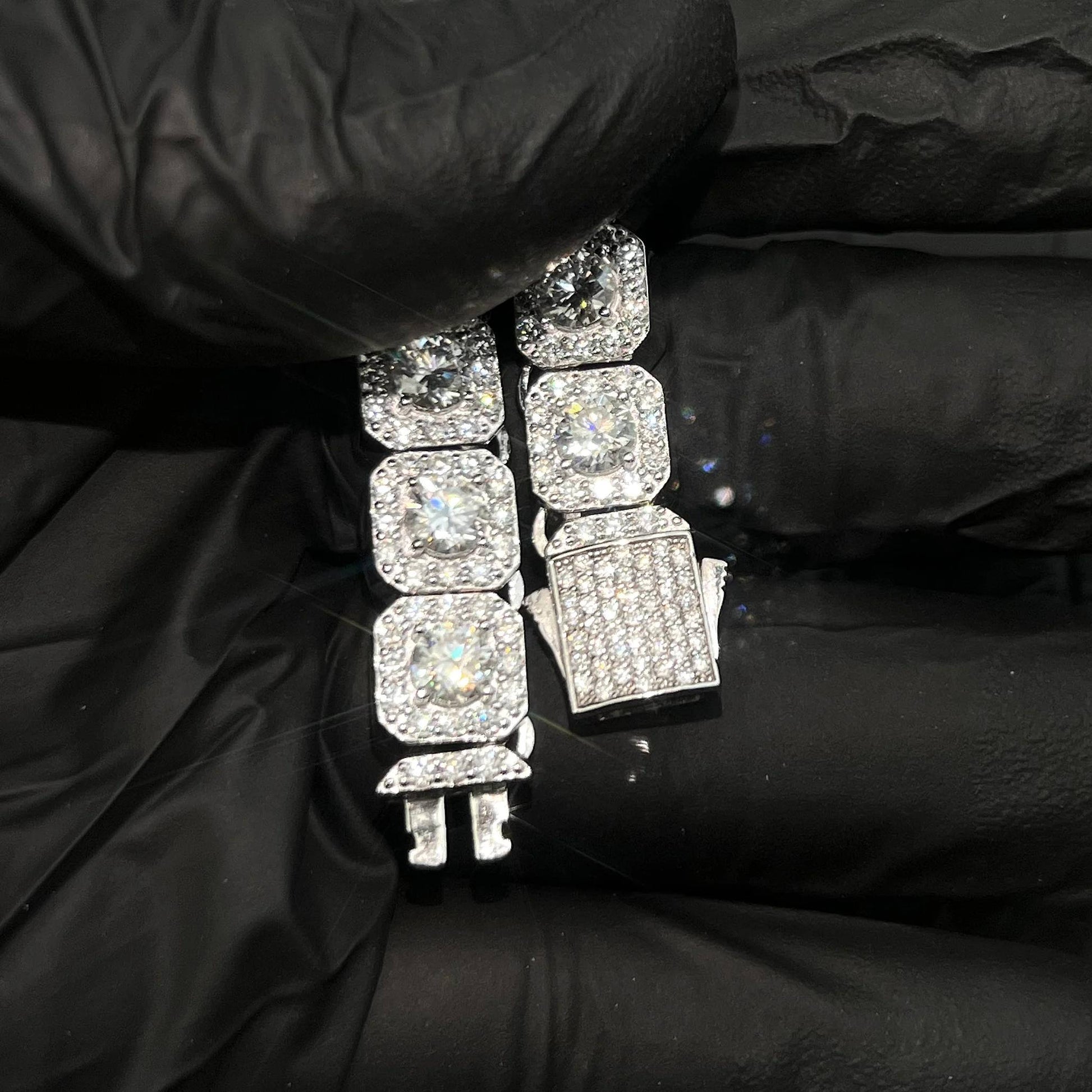 Diamond-Cluster-Bracelet