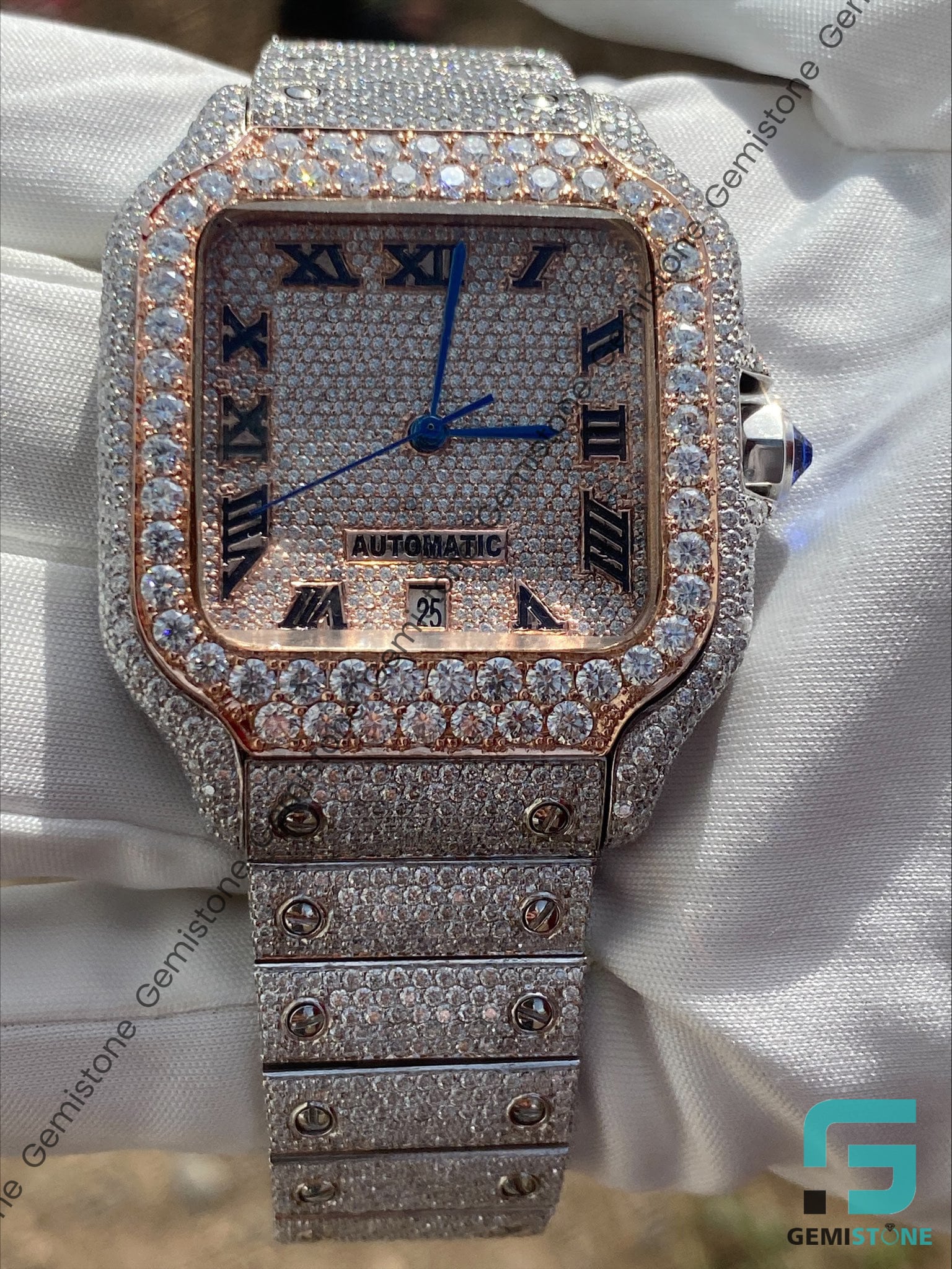 Diamond-Studded-Luxury-Watch