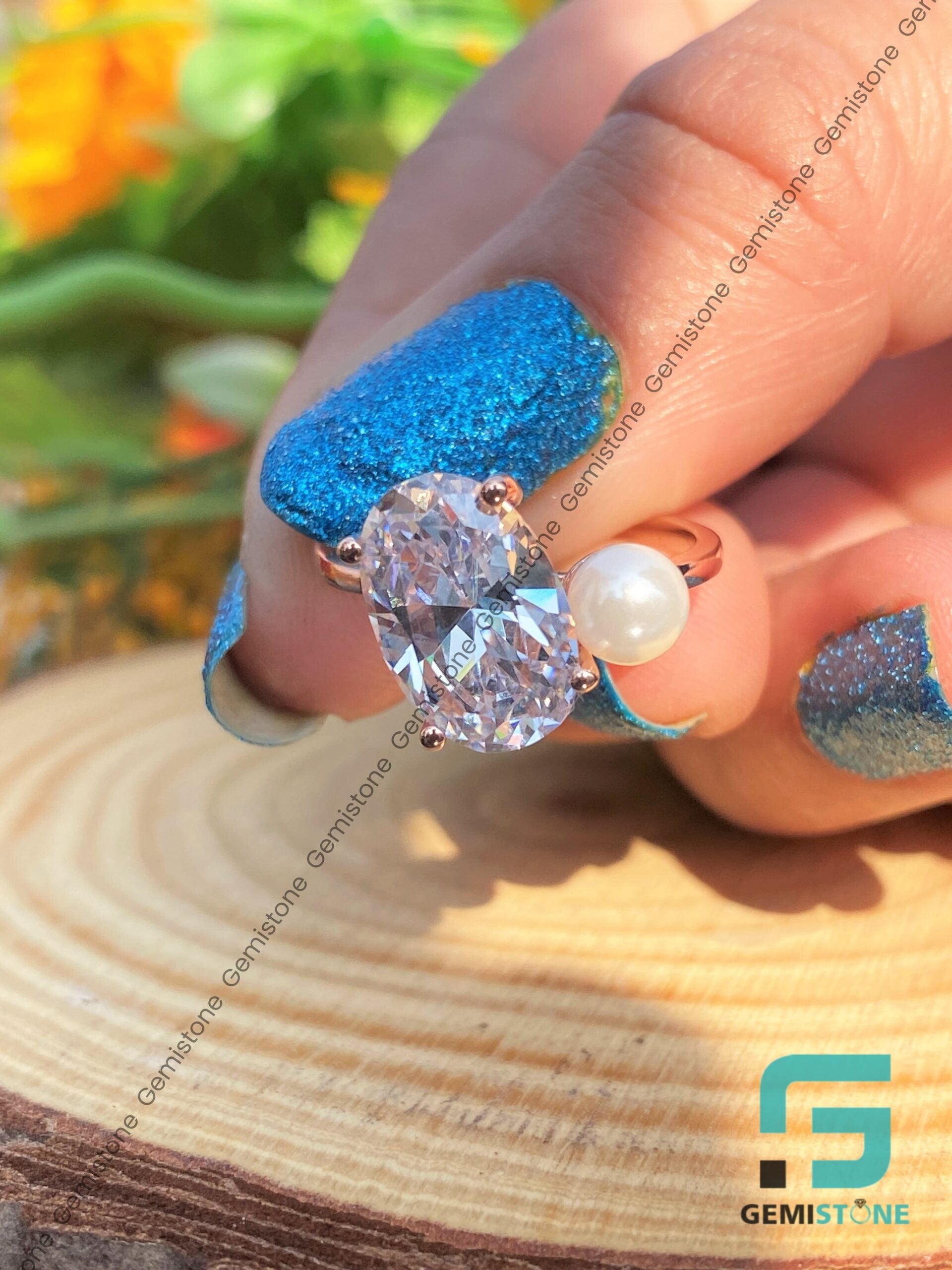 Elongated-Oval-Ring