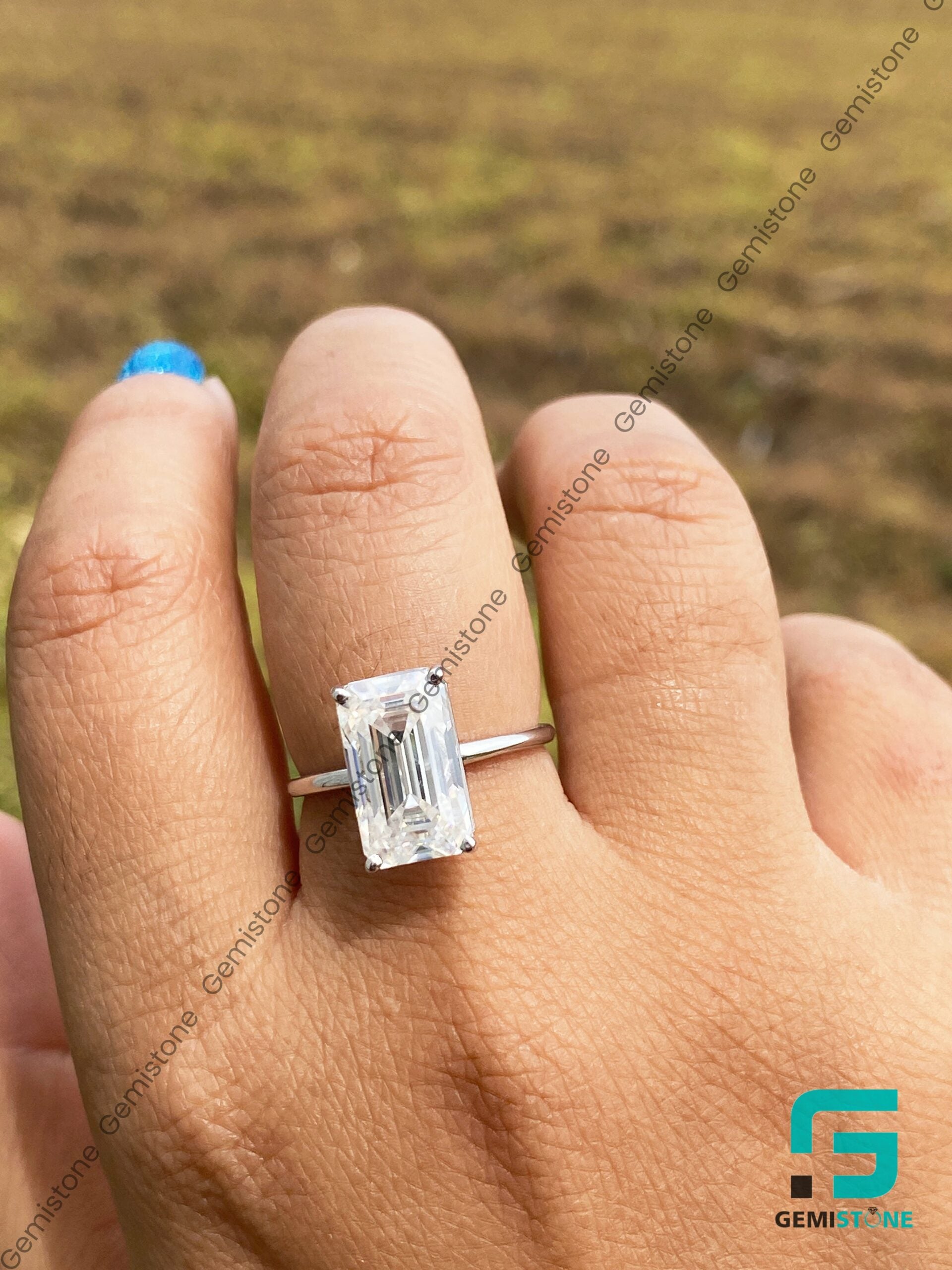 Emerald-Cut-Ring 4 