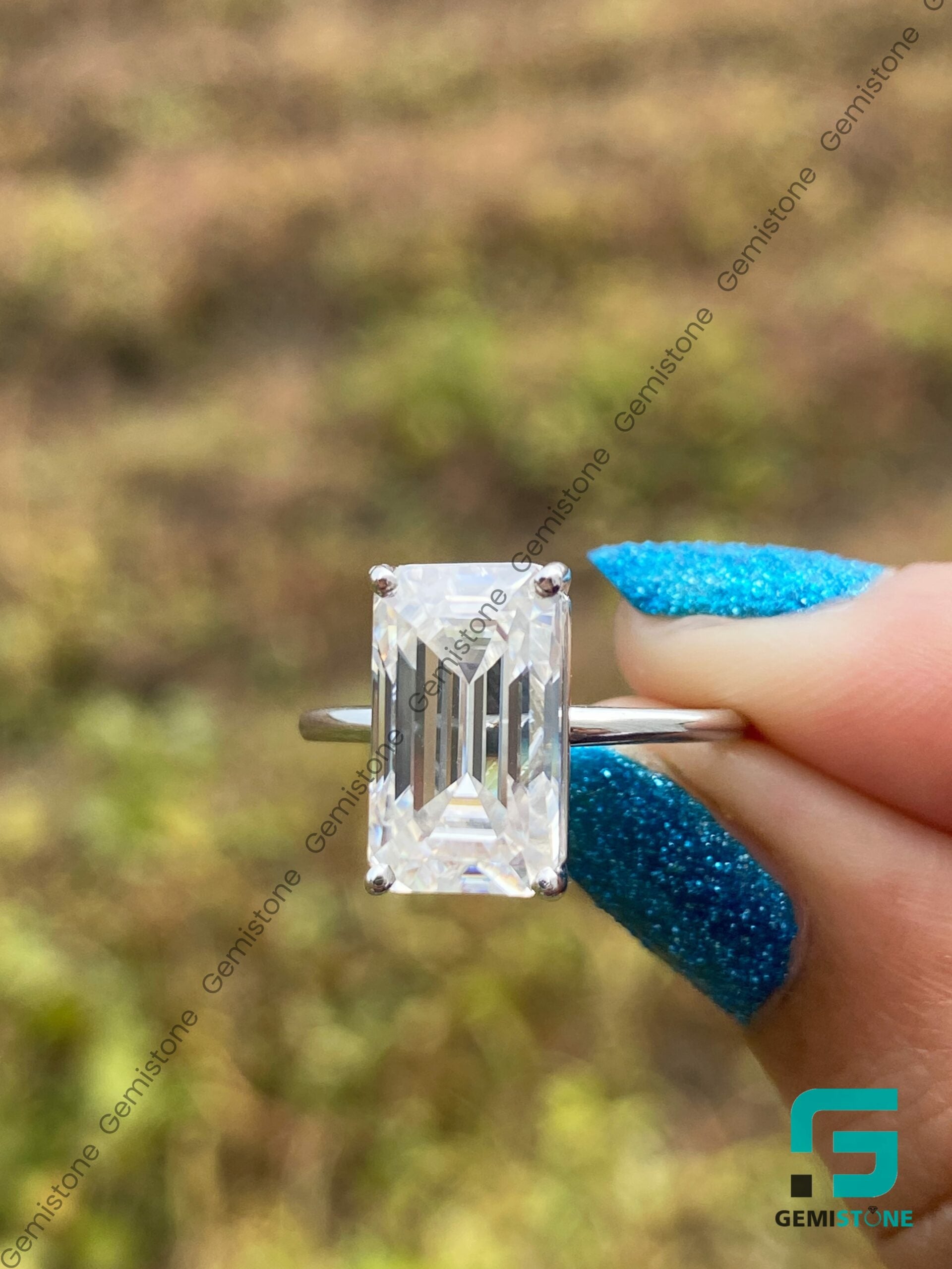 Engagement-Ring