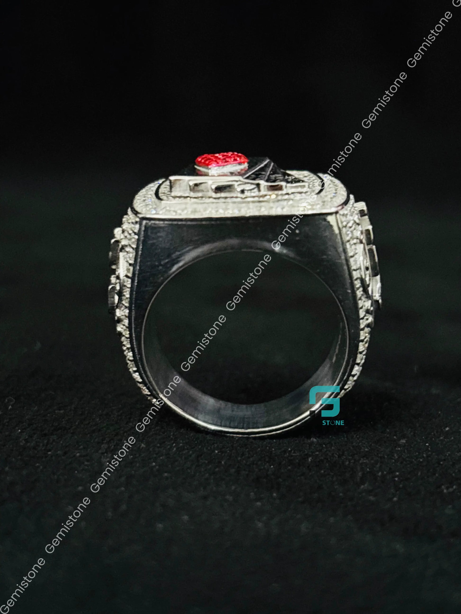 Foker Card Hip Hop Moissanite Iced Out Studded Ring 