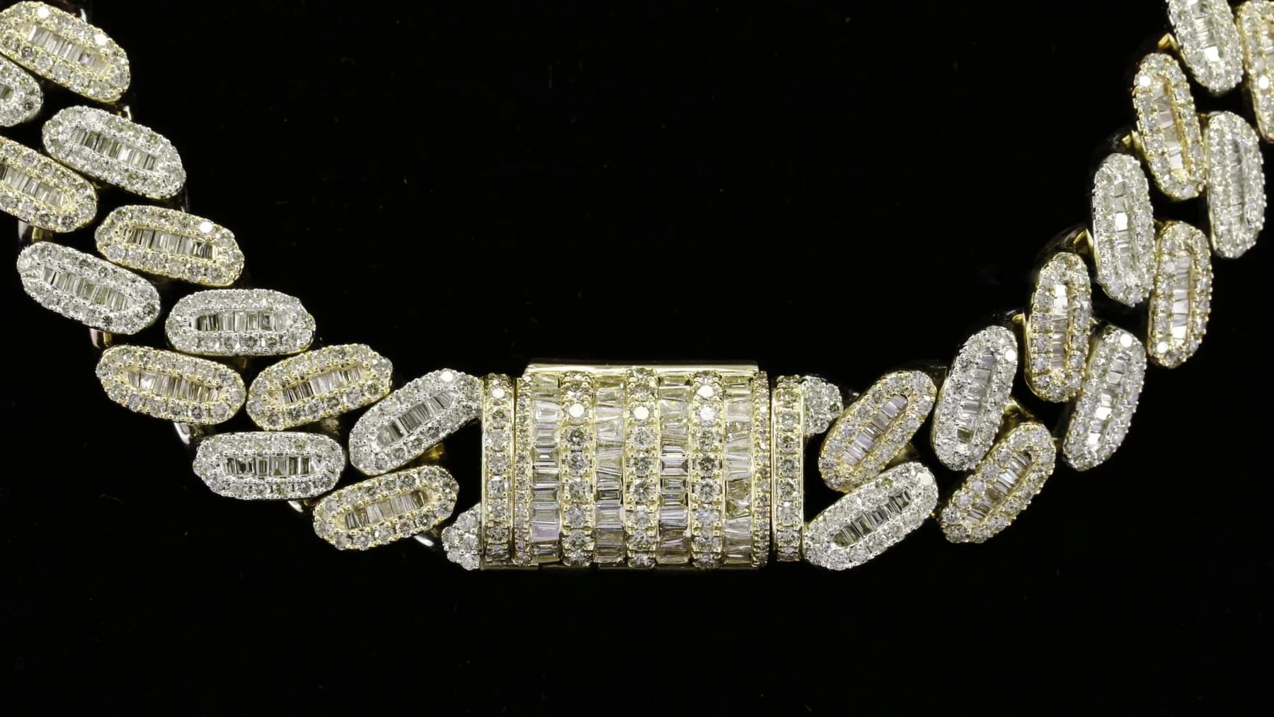 Fully-Studded-Diamond-Chain