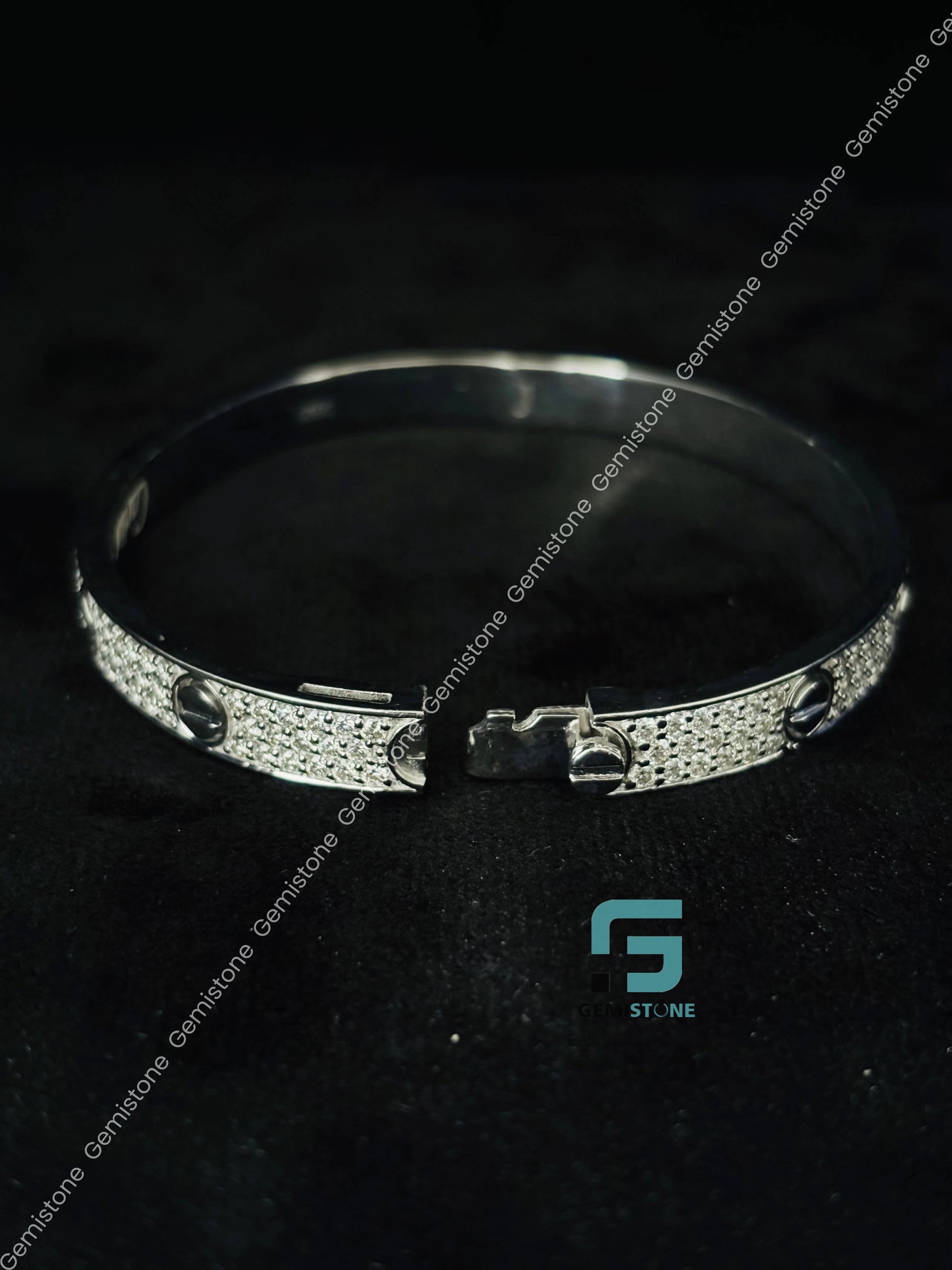 Fully Bust Down Moissanite Catier Bracelet