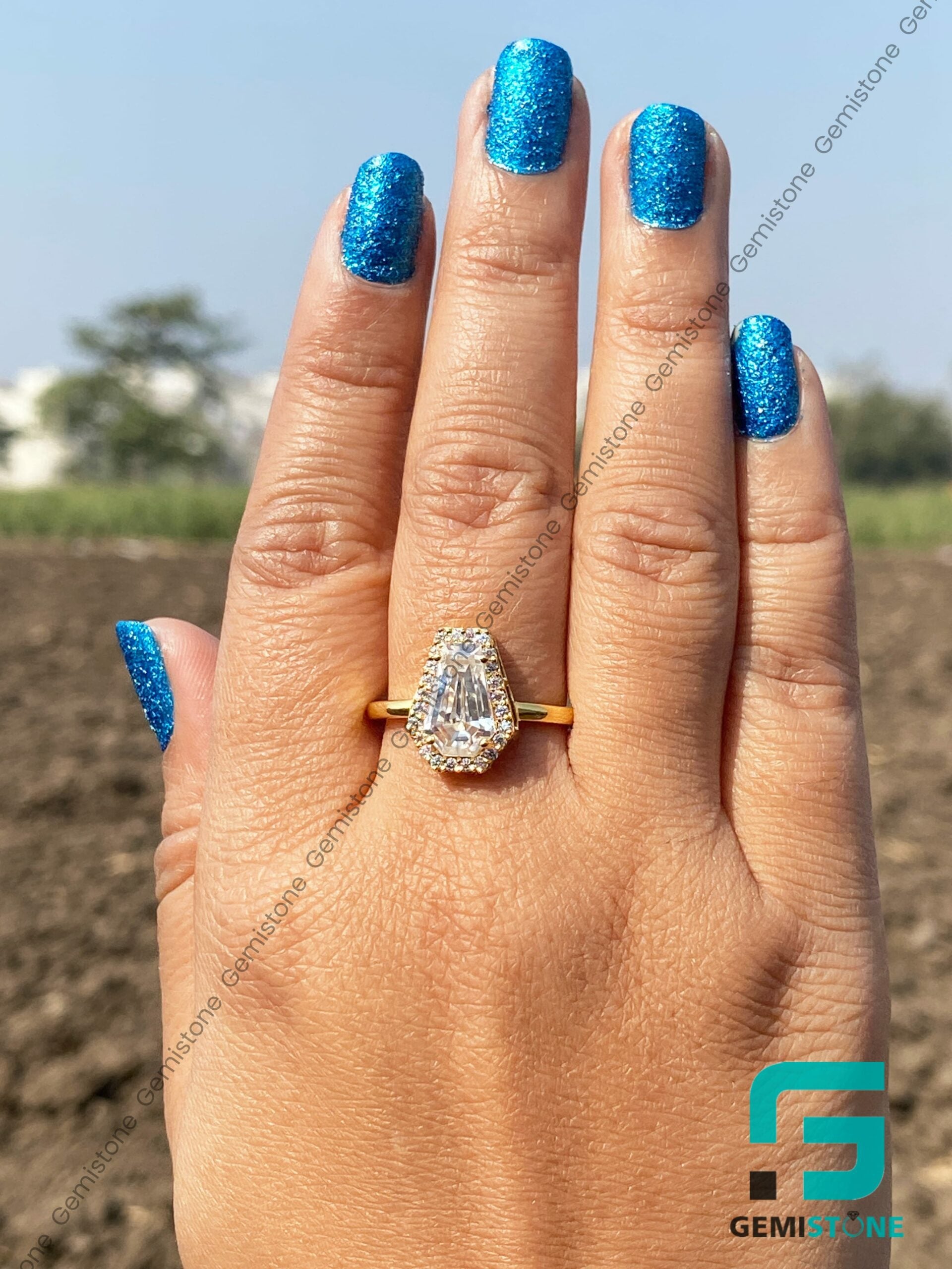Gold-Coffin-Ring
