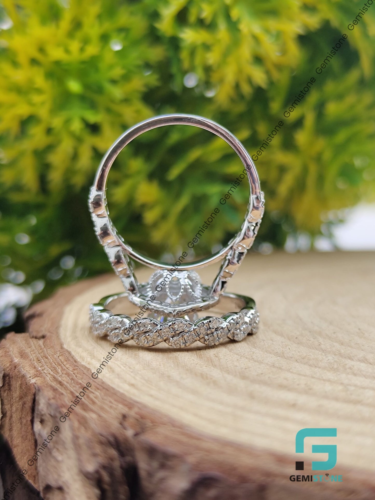 Vintage Style Infinity Band Moissanite Diamond Heart Shaped Bridal Set Wedding Ring