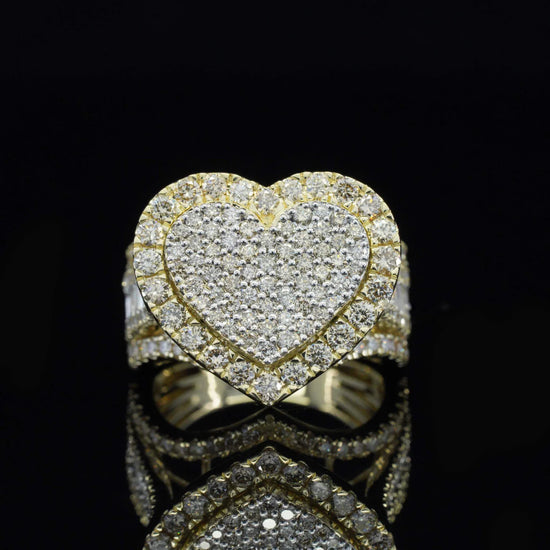 Heart-Cut-Ring