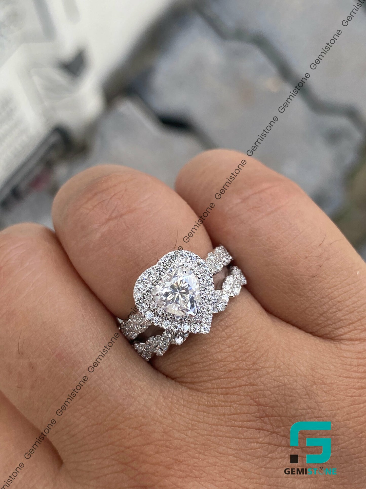 Vintage Style Infinity Band Moissanite Diamond Heart Shaped Bridal Set Wedding Ring