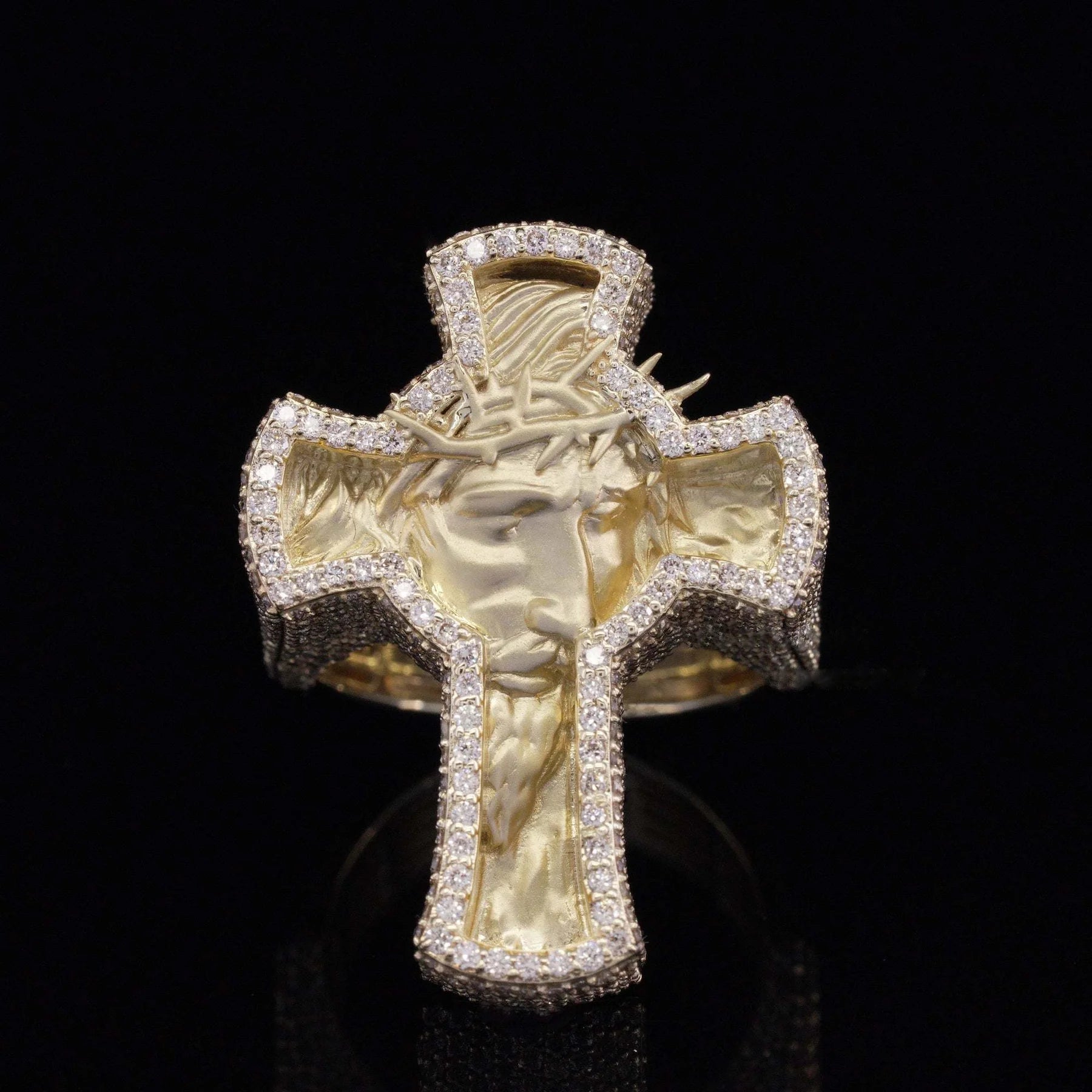 Hip-Hop-Cross-Ring-1