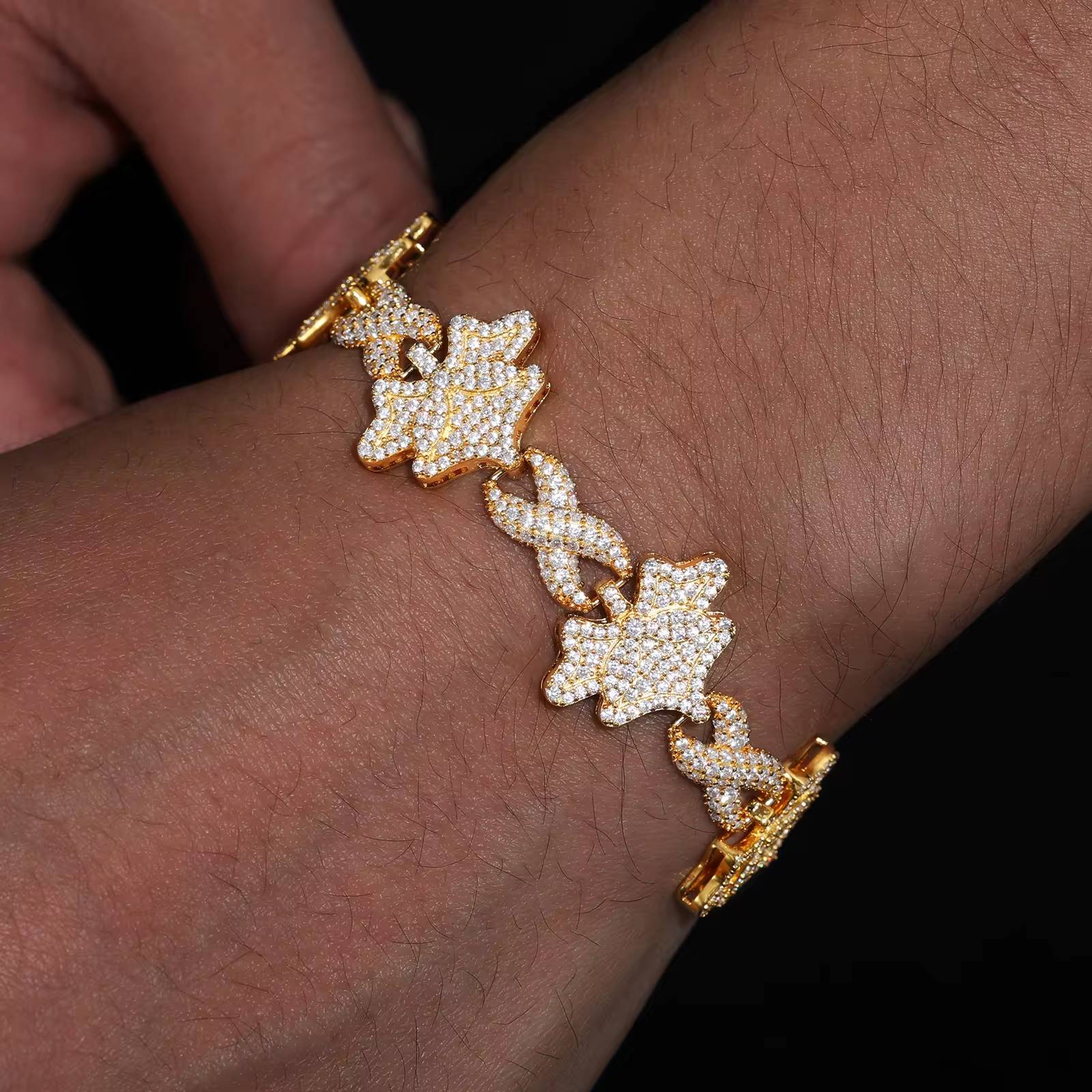 Hip-Hop-Jewelry-For-Men