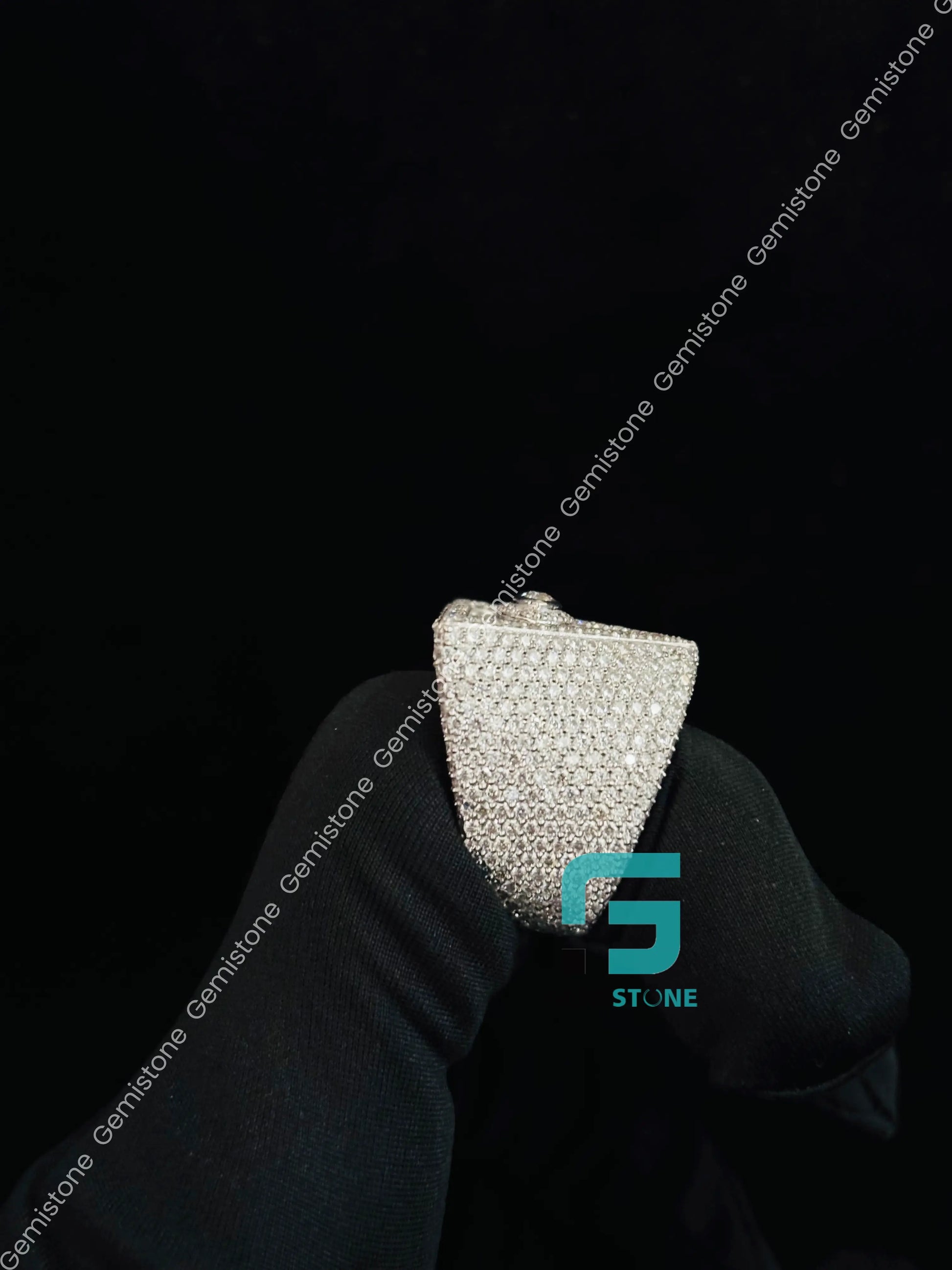 Hip Hop Iced Out Moissanite Pyramid Ring For Men