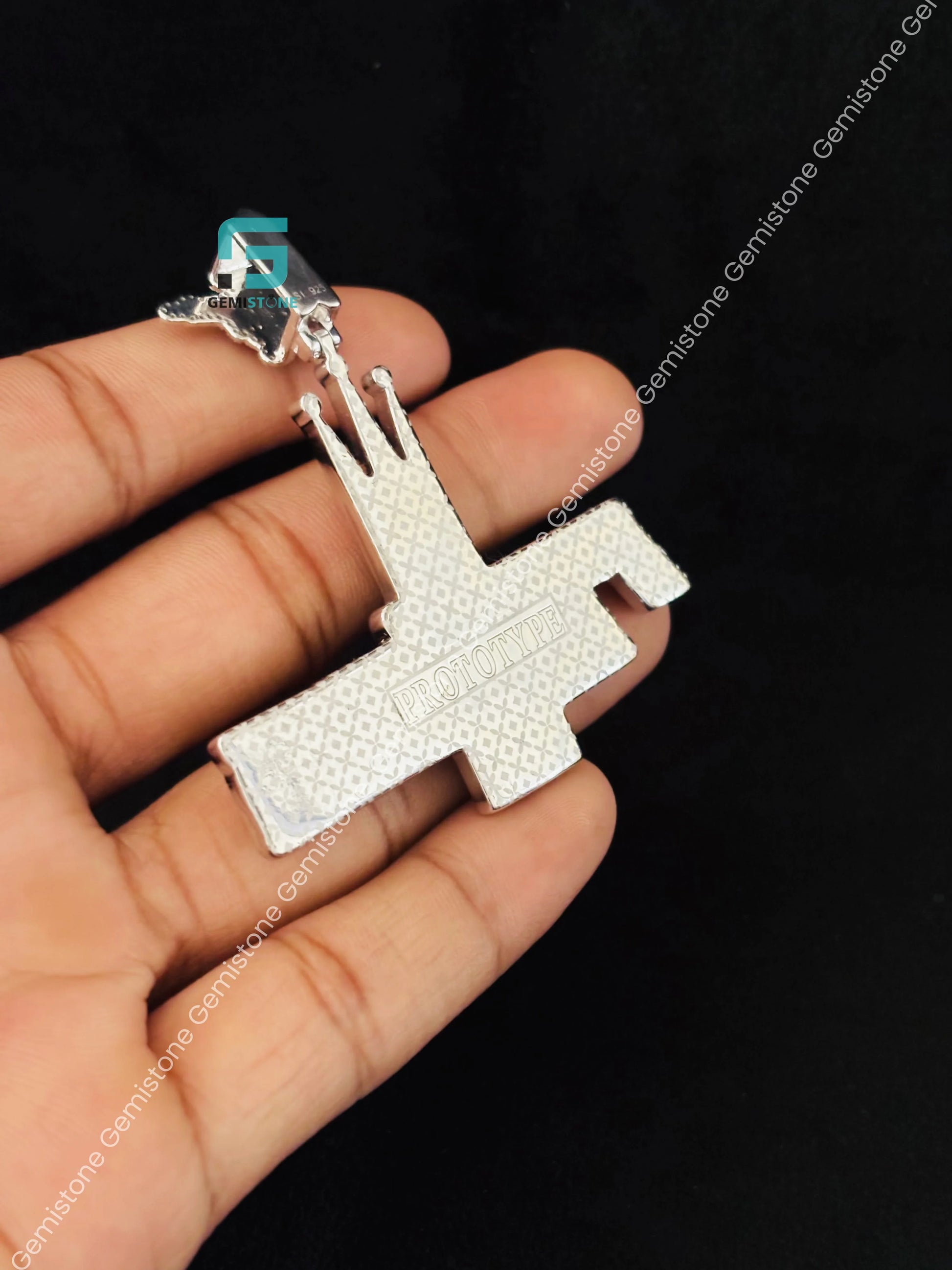 ICP RYDASICP Moissanite Pendant