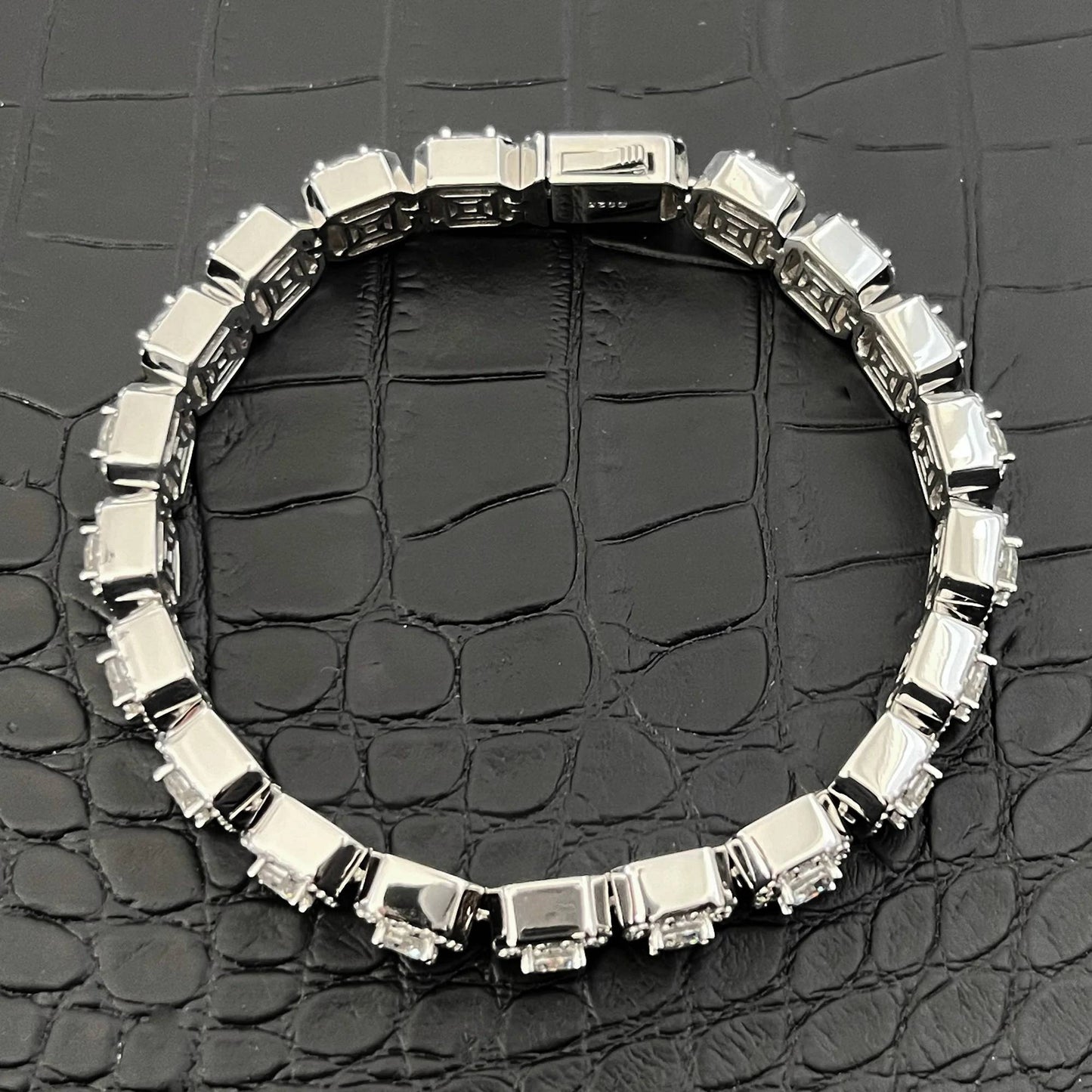 Iced-Out-Bracelet-1