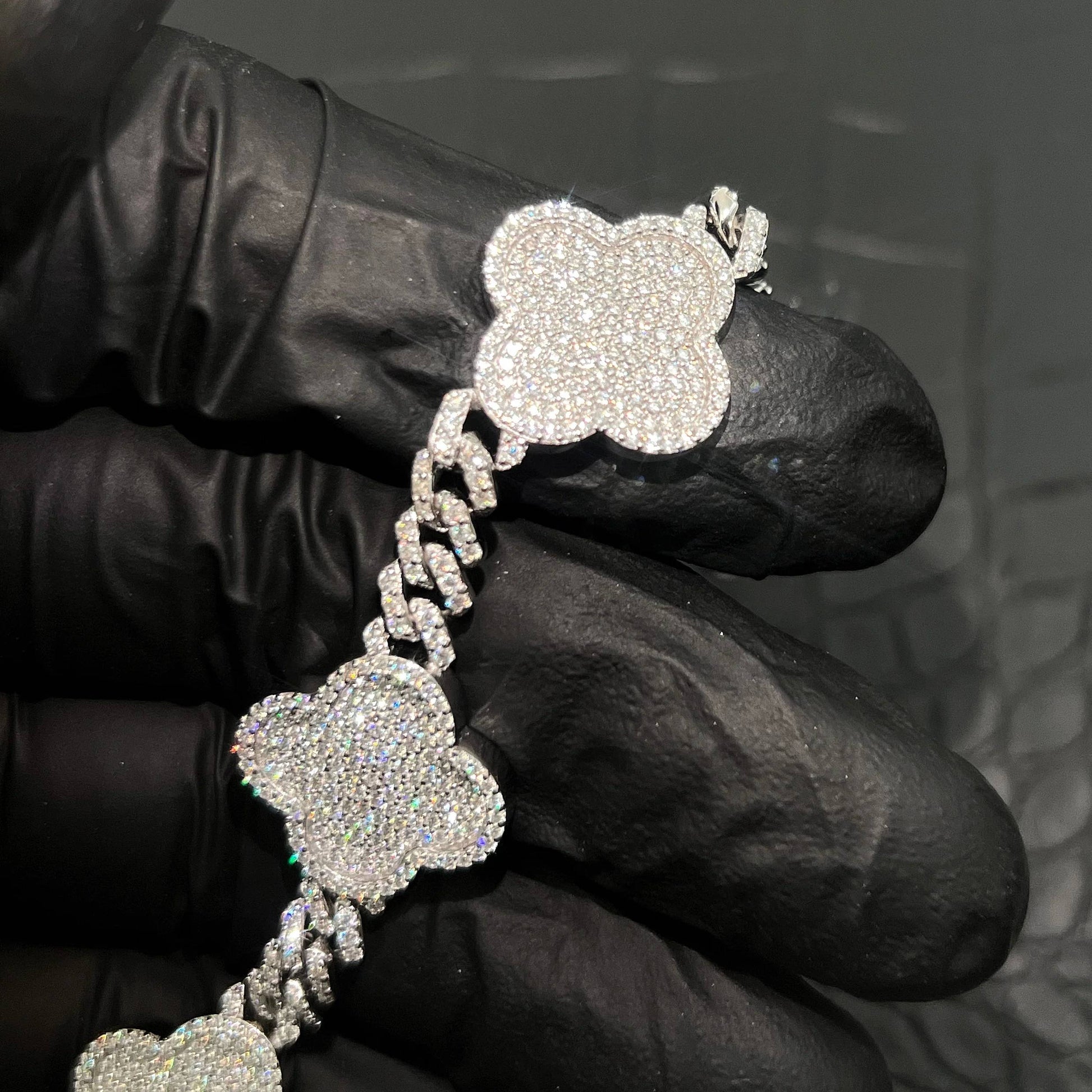 Iced-Out-Bracelet