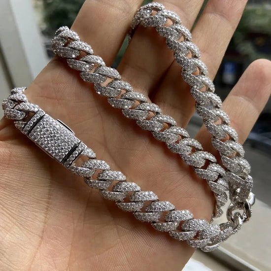 Iced-Out-Moissnaite-Chain