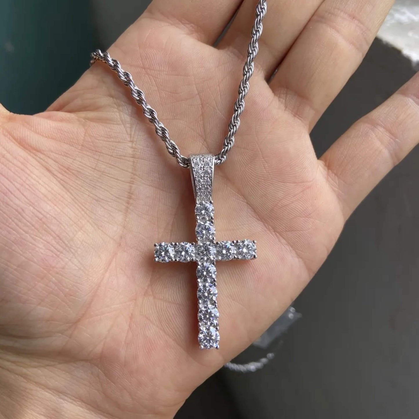 VVS Round Cut Moissanite Diamond Cross Pendant Men's