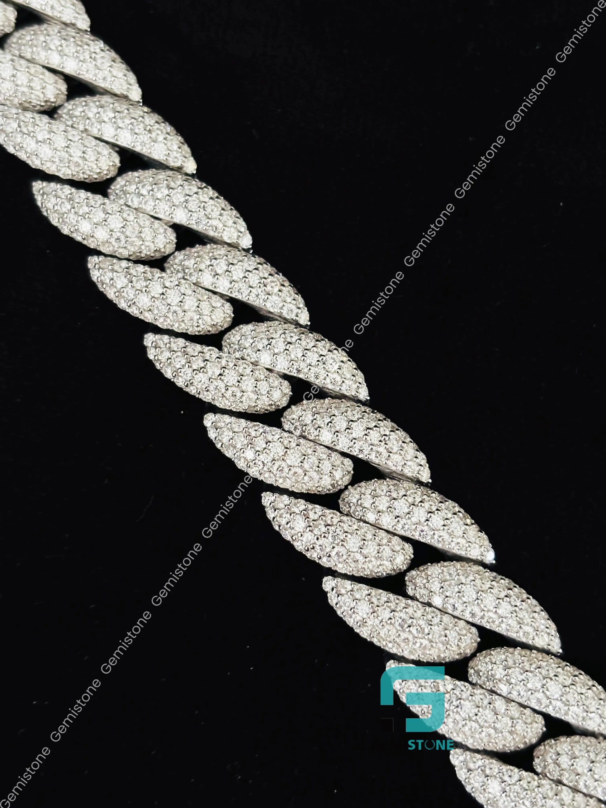 Iced Out Hip Hop Cuban Link Bracelet