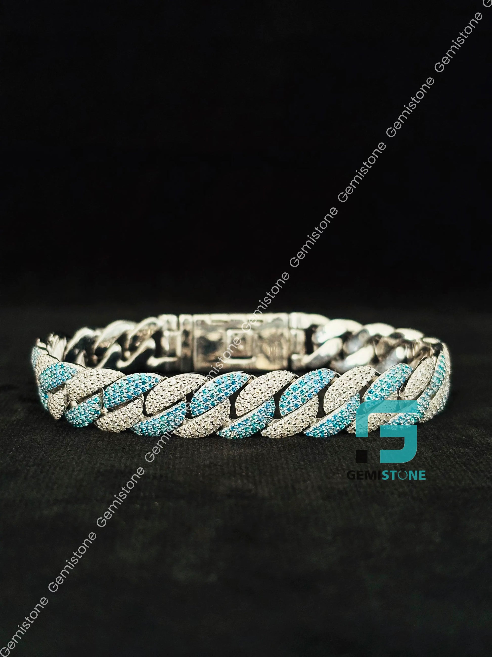 Iced Out Moissanite Diamond Studded Hip Hop Bracelet For Men