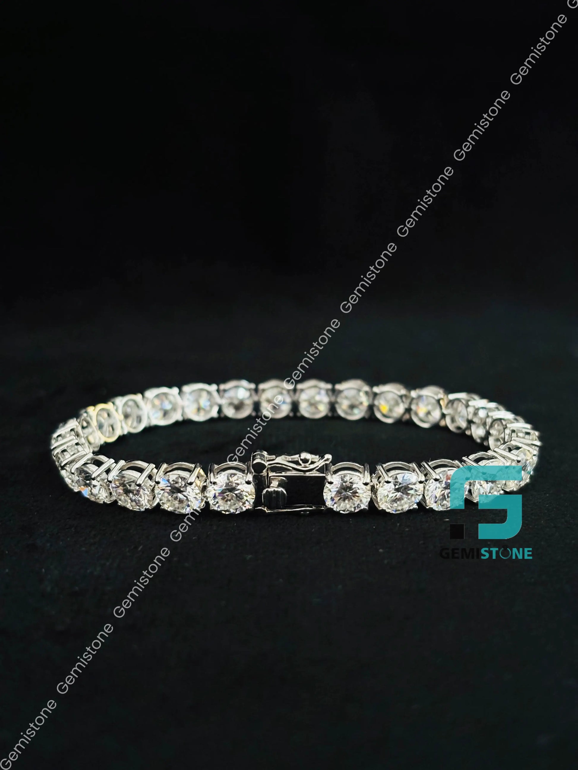 Iced Out Moissanite Studded Hip Hop Bracelet for Her