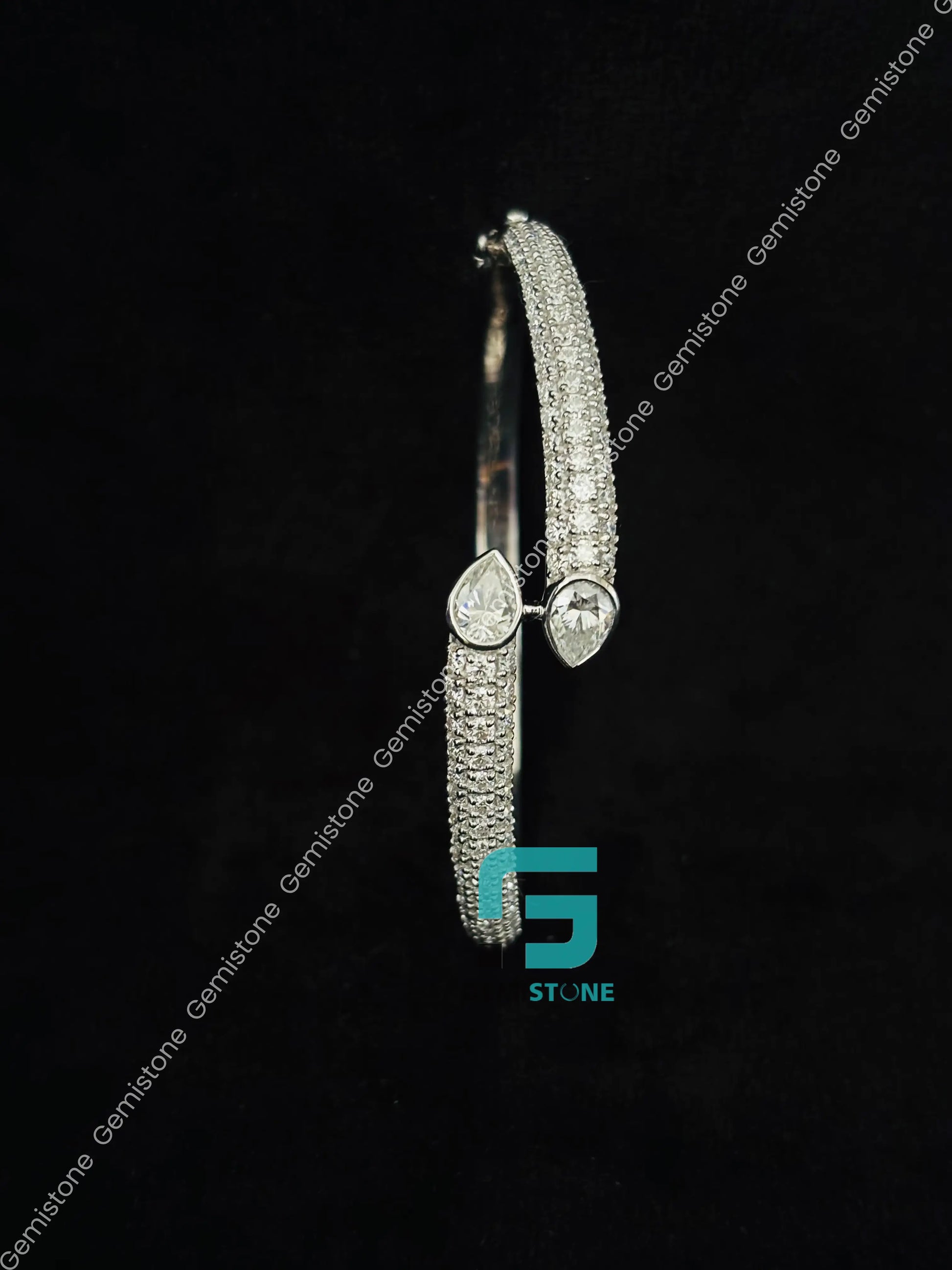 Iced Out Moissanite Studded Hip Hop Bracelete