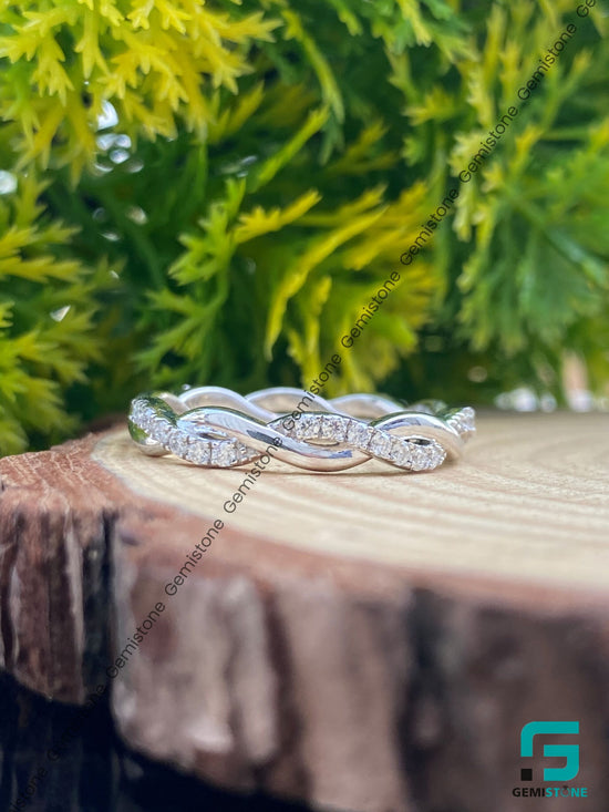 Full Eternity Round Cut Moissanite Infinity Twist Wedding Band