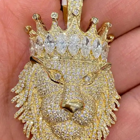 Bust Down Moissanite Diamond Lion Crown Pendant