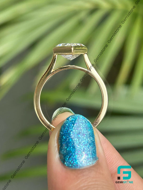Kite-Shaped-Ring