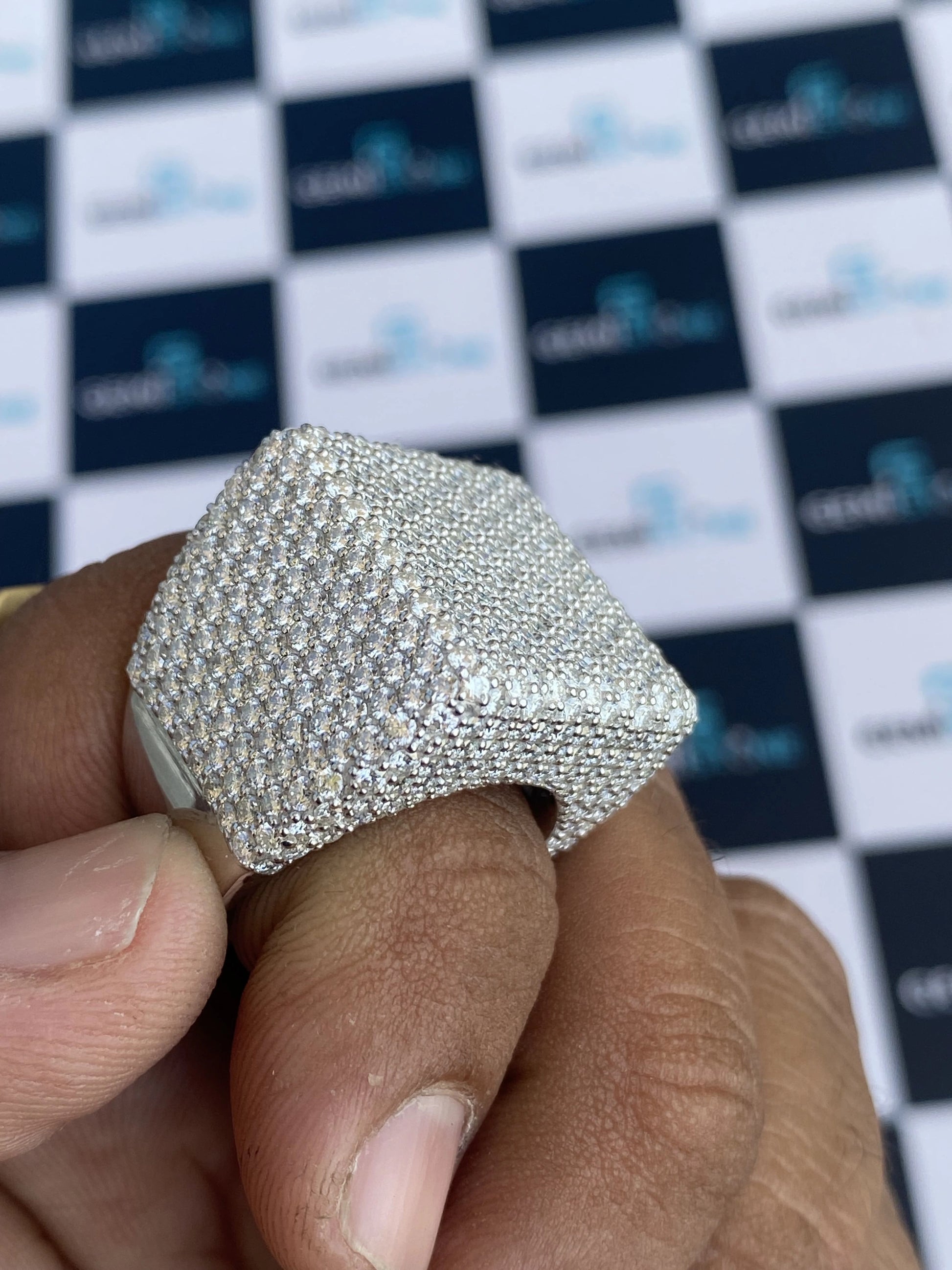 Luxury Hip Hop VVS Moissanite Diamond Ring