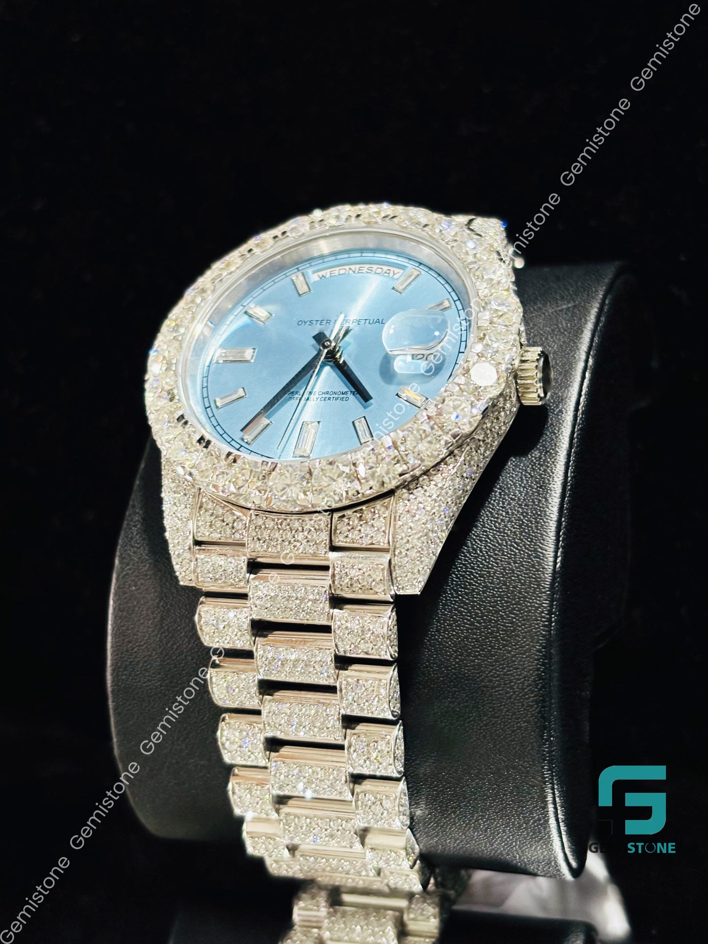 Luxury Sky Blue Moissanite Watch For Men_s