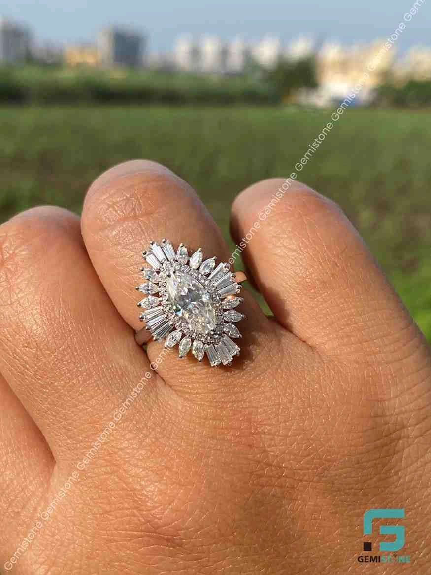 Marquise_Cut_Moissanite_Rings
