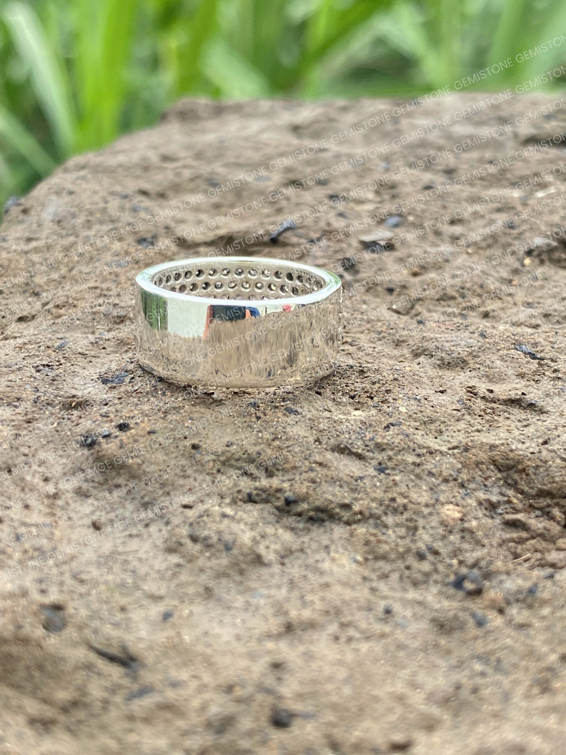 Mens-Engagement-Band