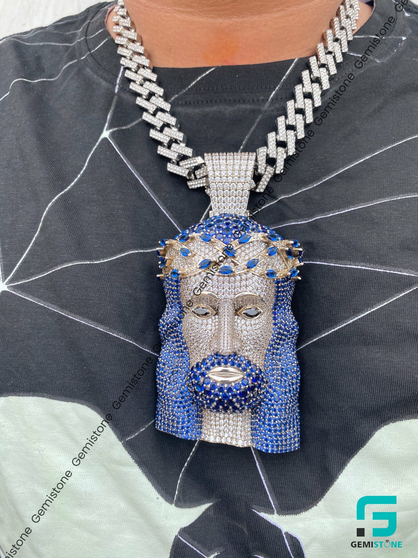 Hip Hop Fully Iced Out VVS Diamond GIANT Jesus Pendant