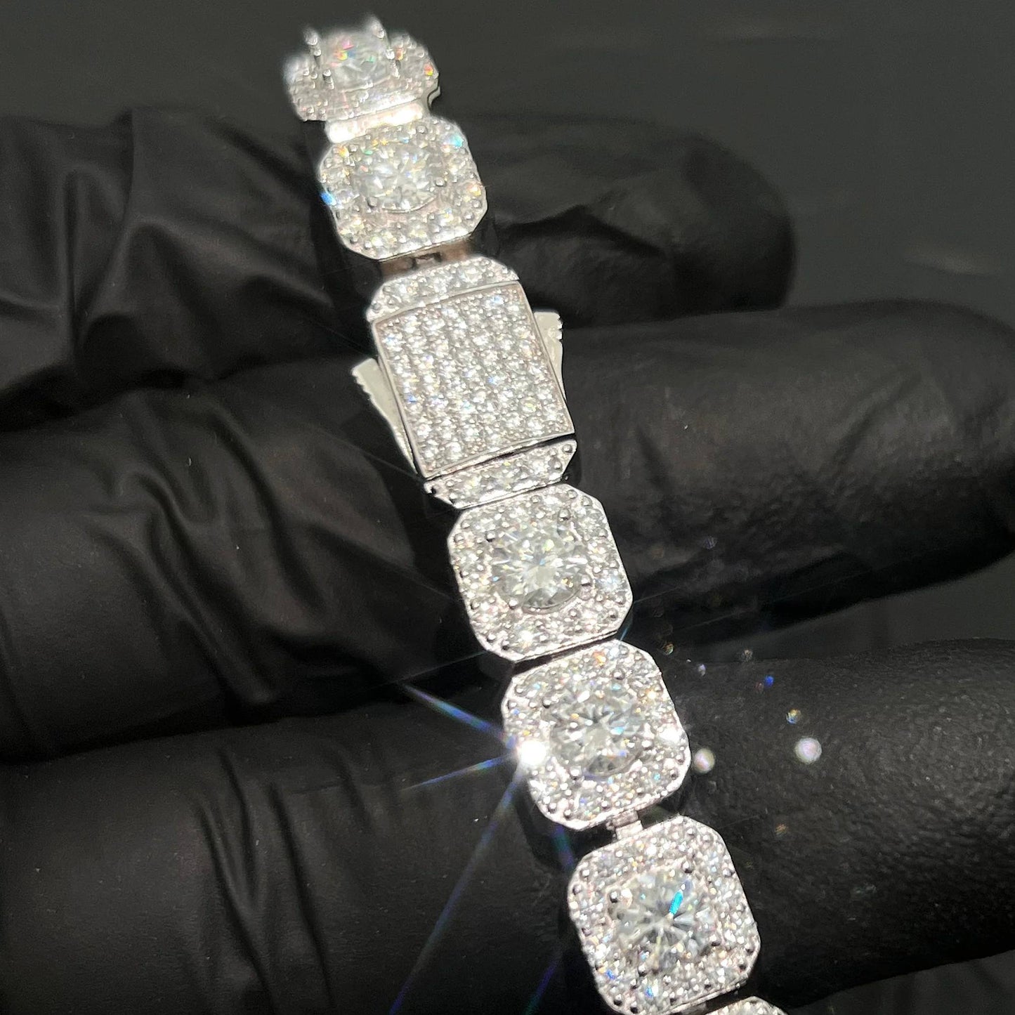 Moisasnite-Halo-Cluster-Bracelet