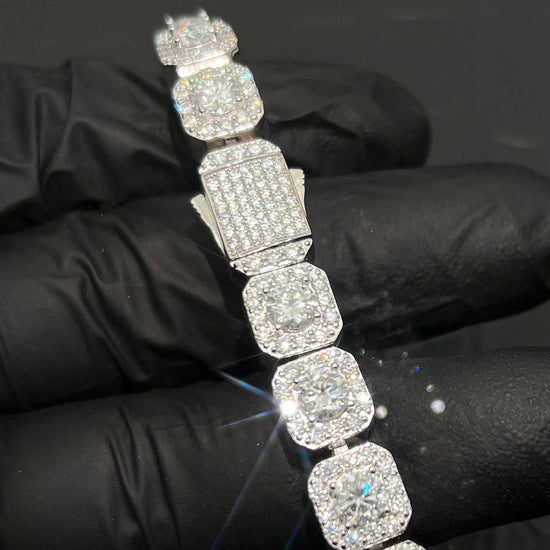 Moisasnite-Halo-Cluster-Bracelet