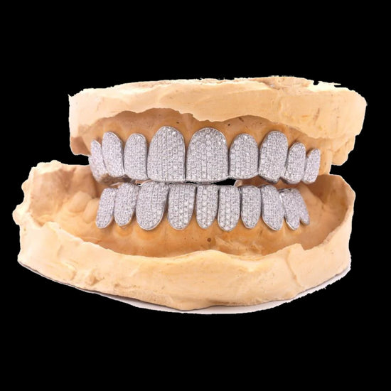 10 On 10 925 Sterling Silver VVS Moissanite Custom Grillz Teeth