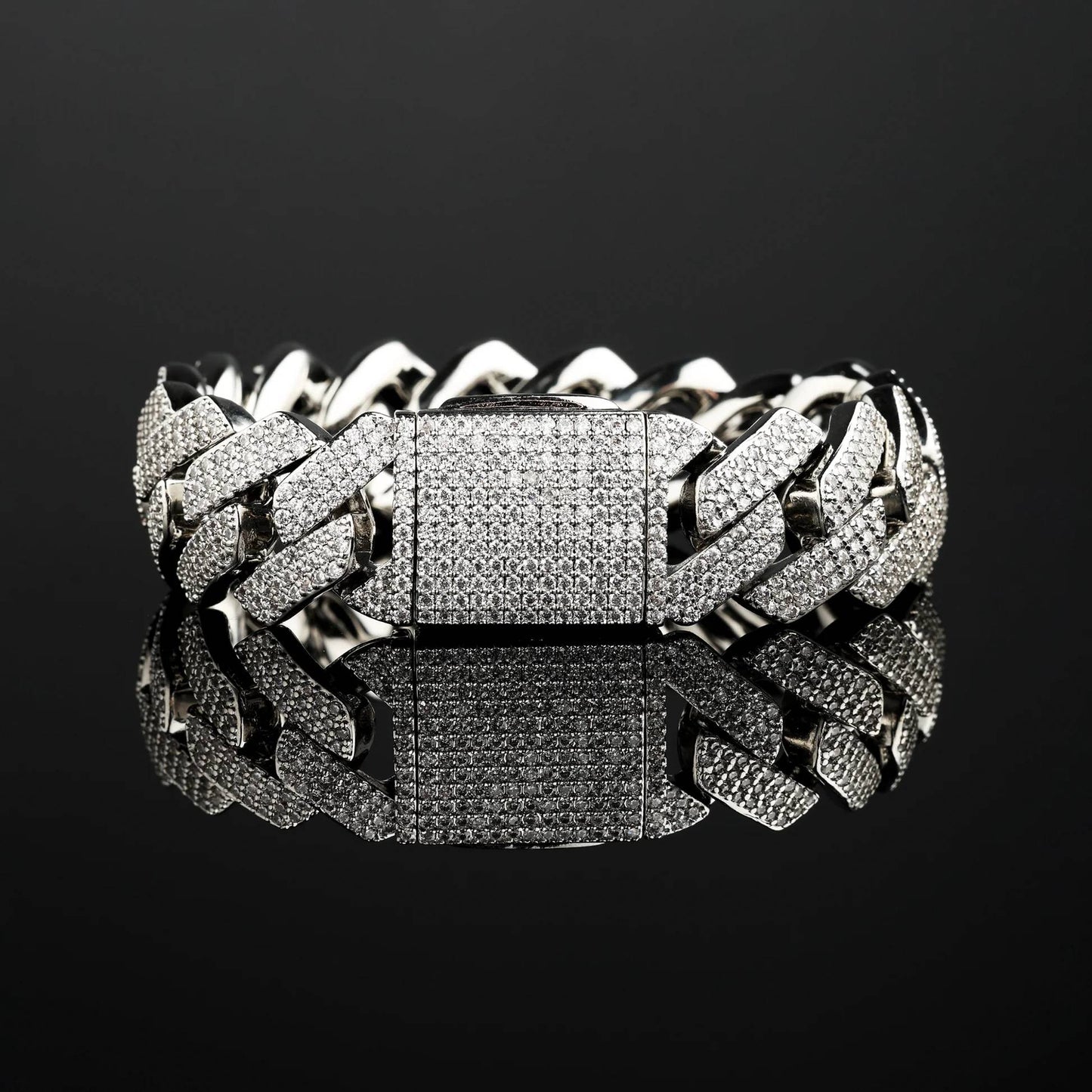 Moissanite-Prong-Set-Cuban-Link-Bracelet